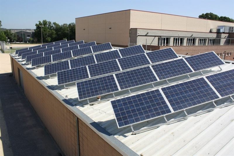 Una planta fotovoltàica que dóna energia a la cooperativa Som Energia