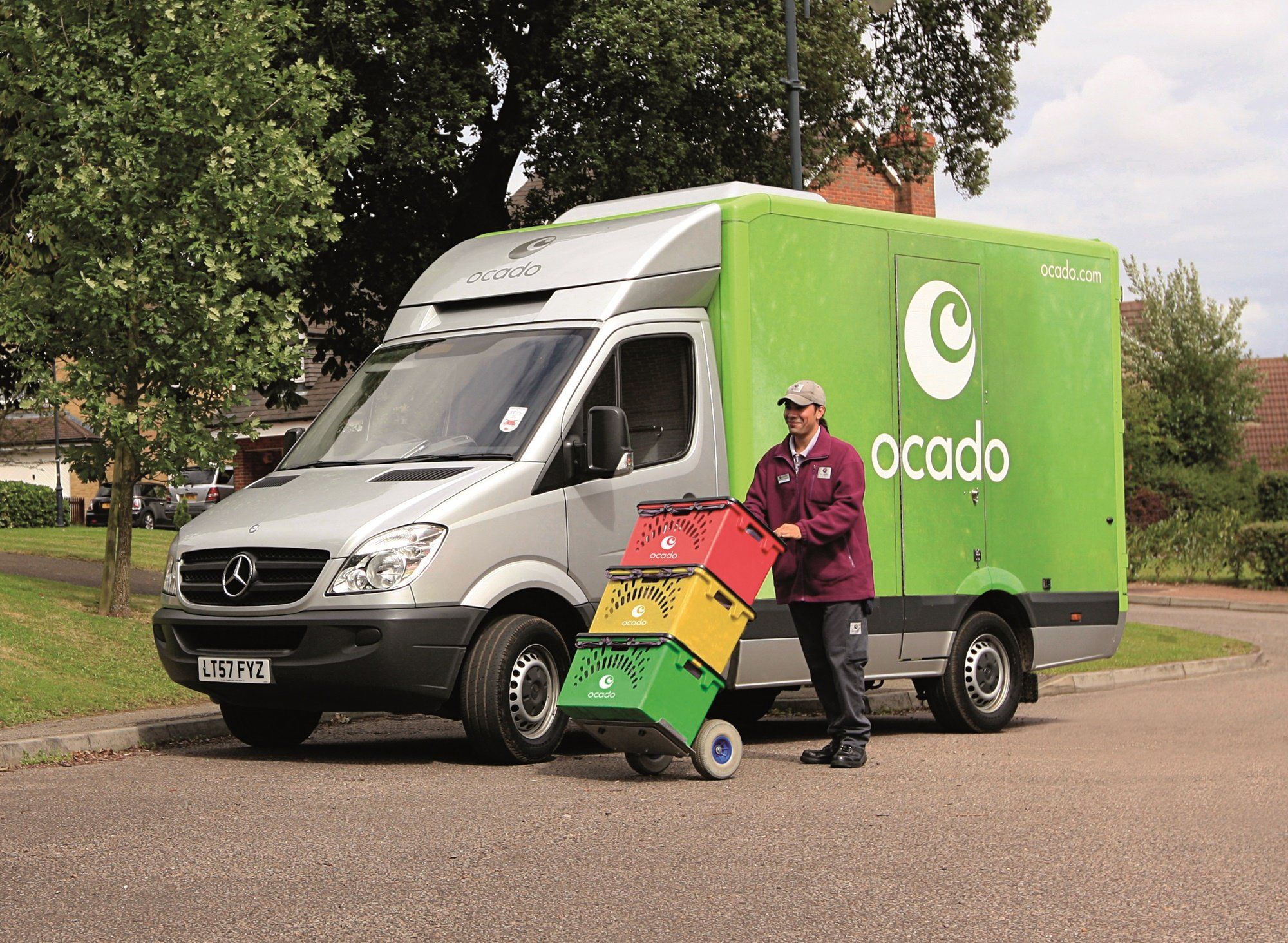 Ocado és un supermercat en línia amb centres tecnològics al Regne Unit, Polònia i Bulgària