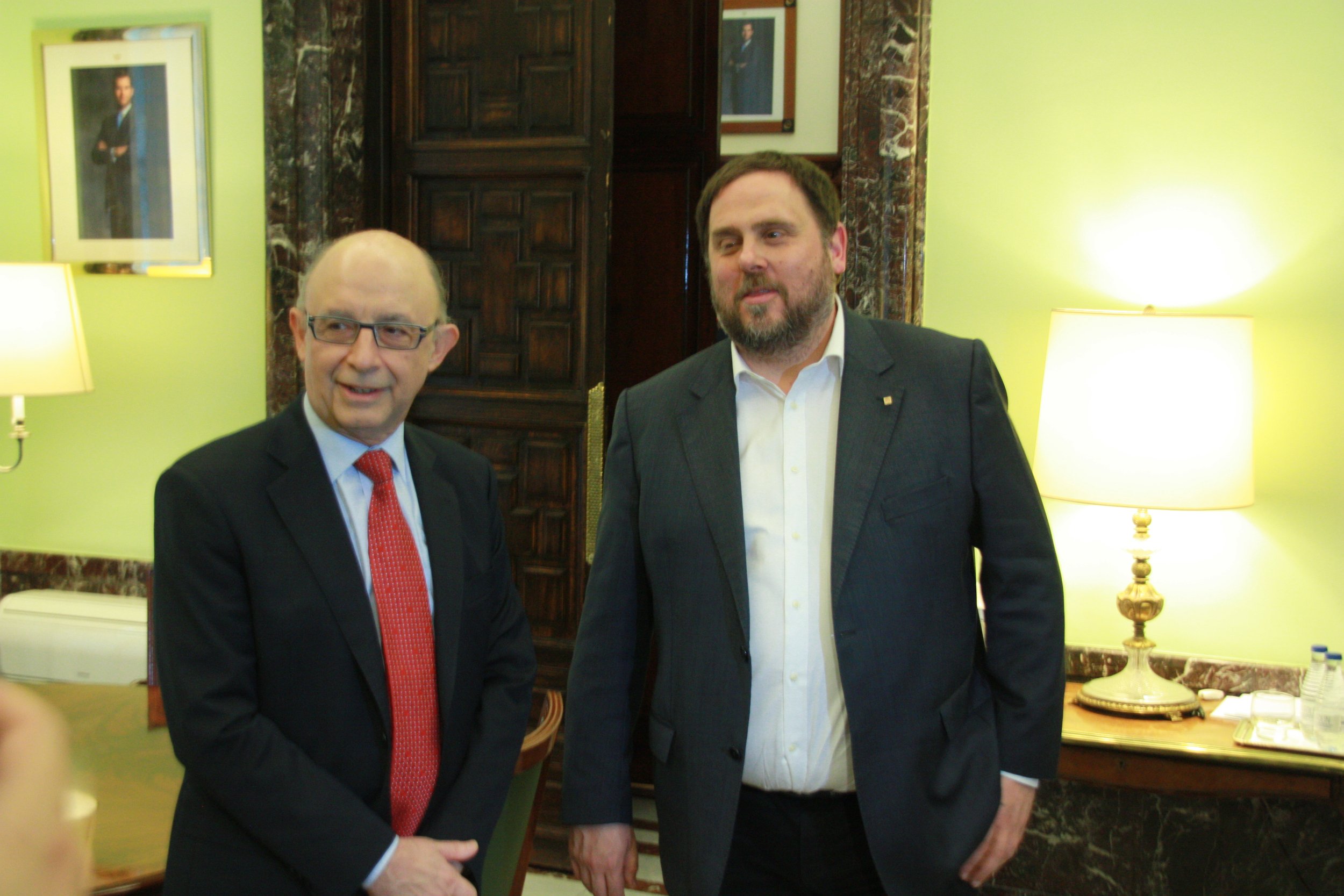 El ministre d'Economia, Cristóbal Montoro, i el vicepresident Econòmic, Oriol Junqueras