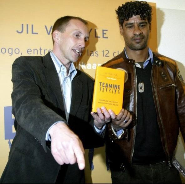 Jil Van Eyl i Frank Rijkaard