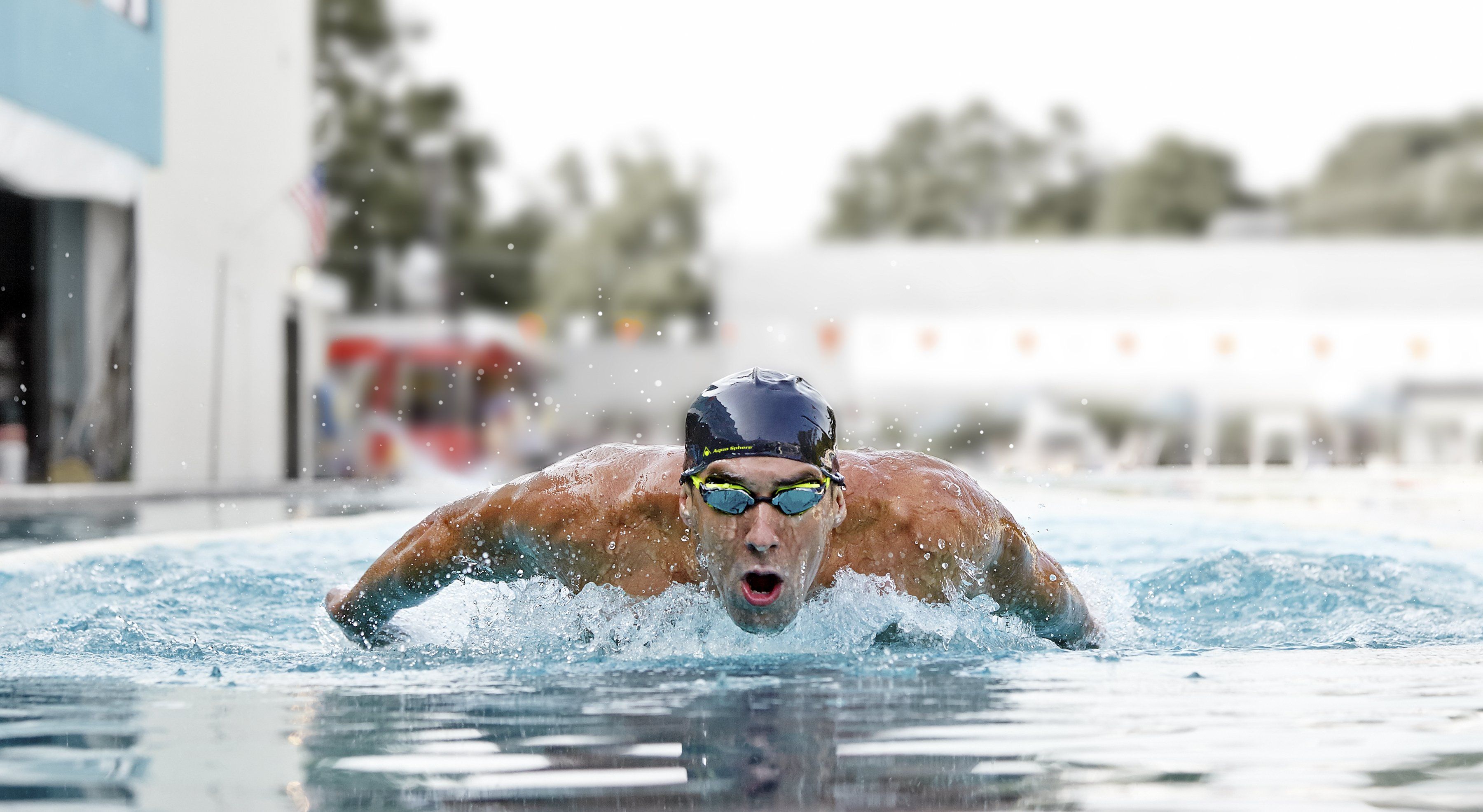 A Atenes Phelps va guanyar sis medalles d'or, dues de bronze, dos rècords mundials i tres rècords olímpics en una sola setmana