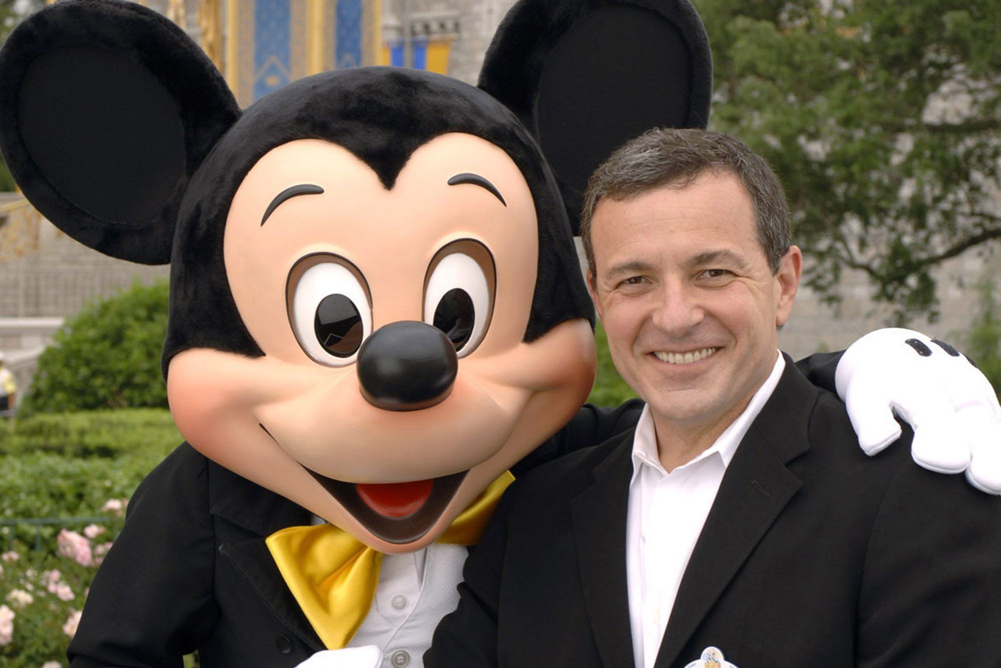 Mickey Mouse i Robert A. Iger, CEO de Disney