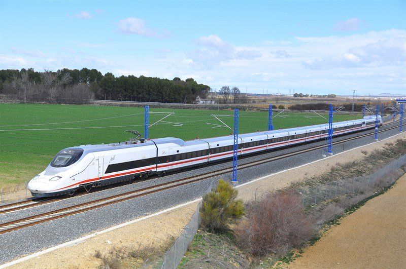 El nou model d'Ave de Talgo, l'Avril