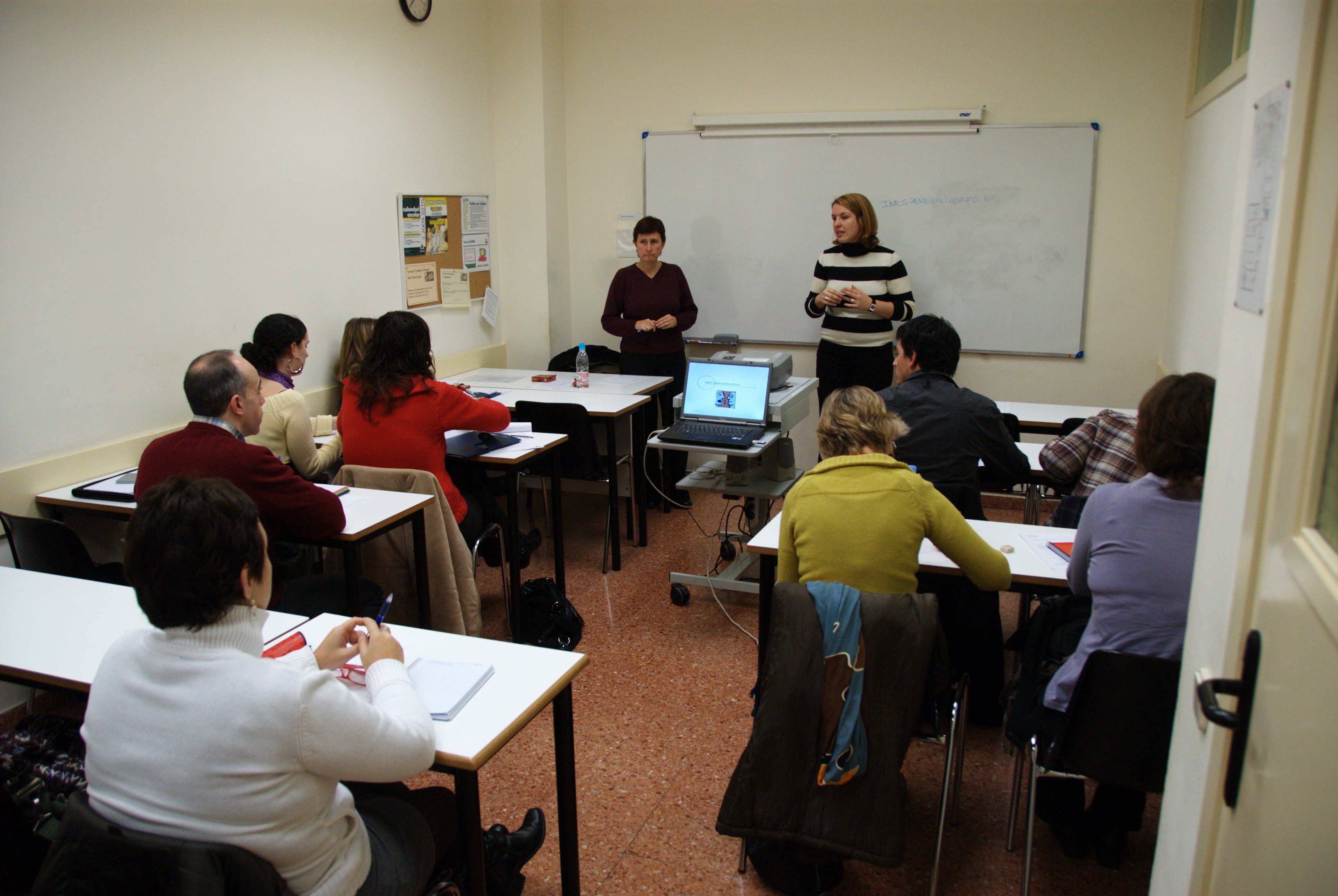 Clase de preparación para las oposiciones a un centro de Adams