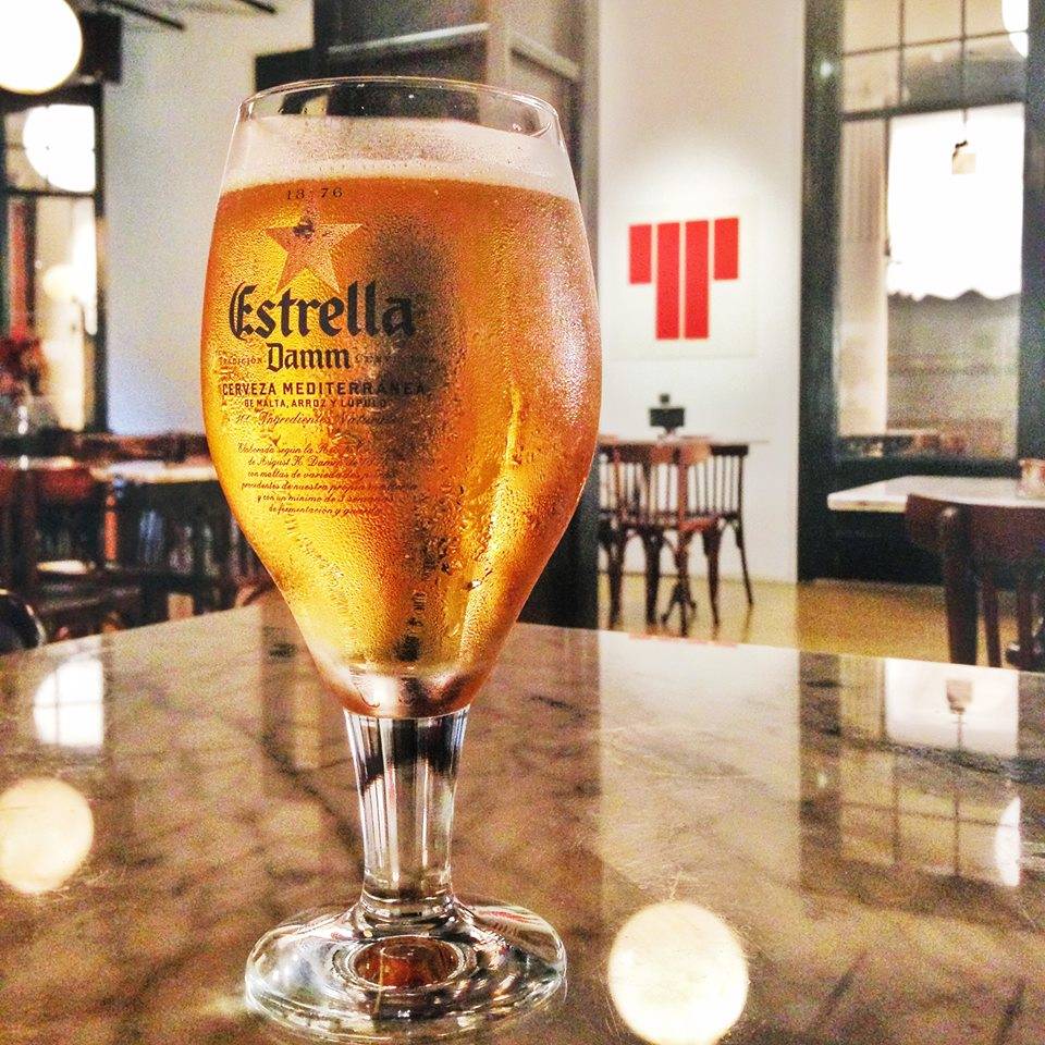 Estrella Damm s'elabora des de fa més de 130 anys