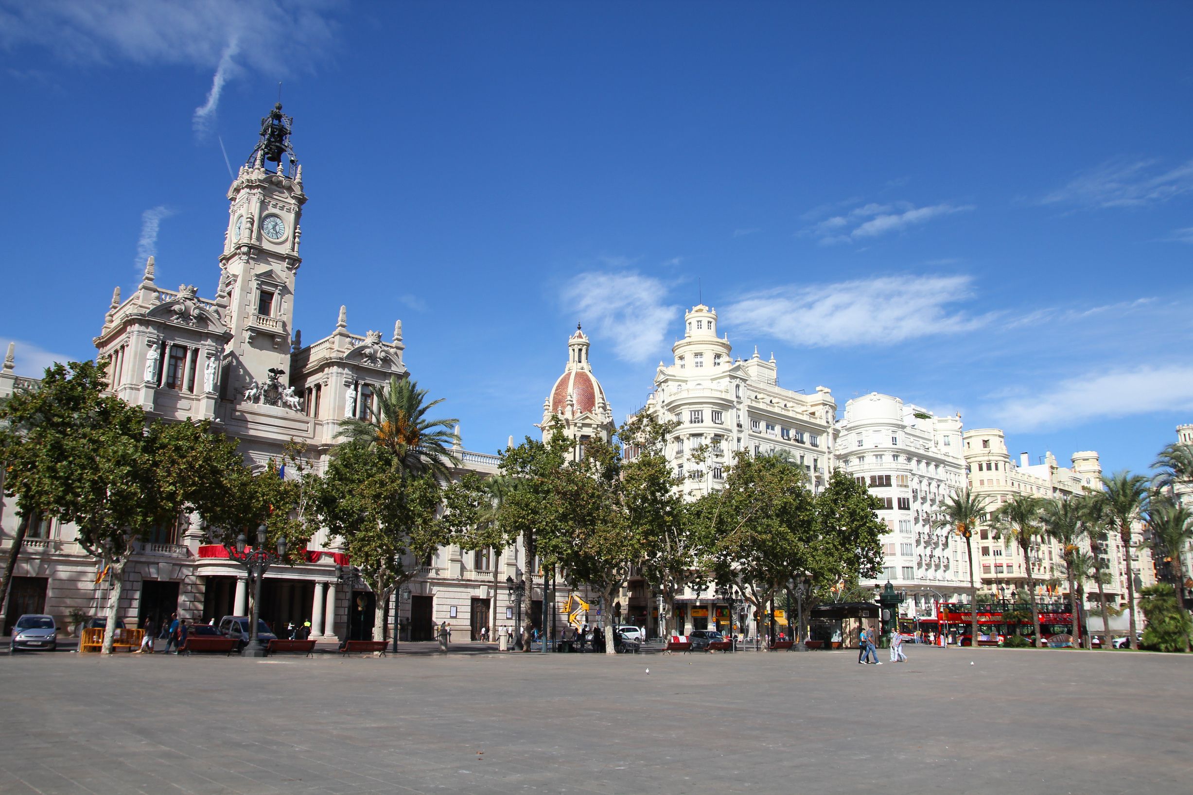 La plaça de l'Ajuntament de València | iStock 