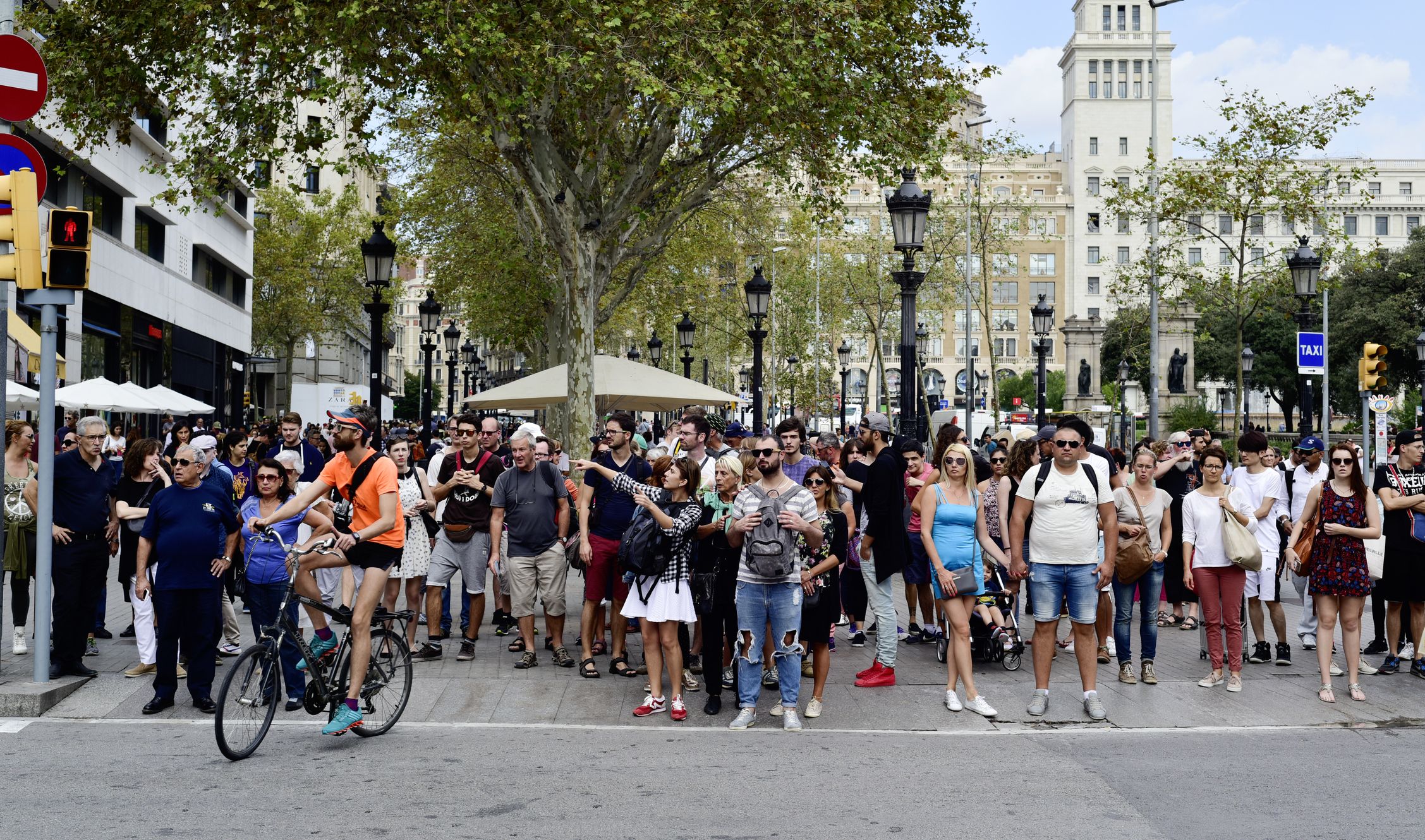 Turistes a Plaça Catalunya | iStock