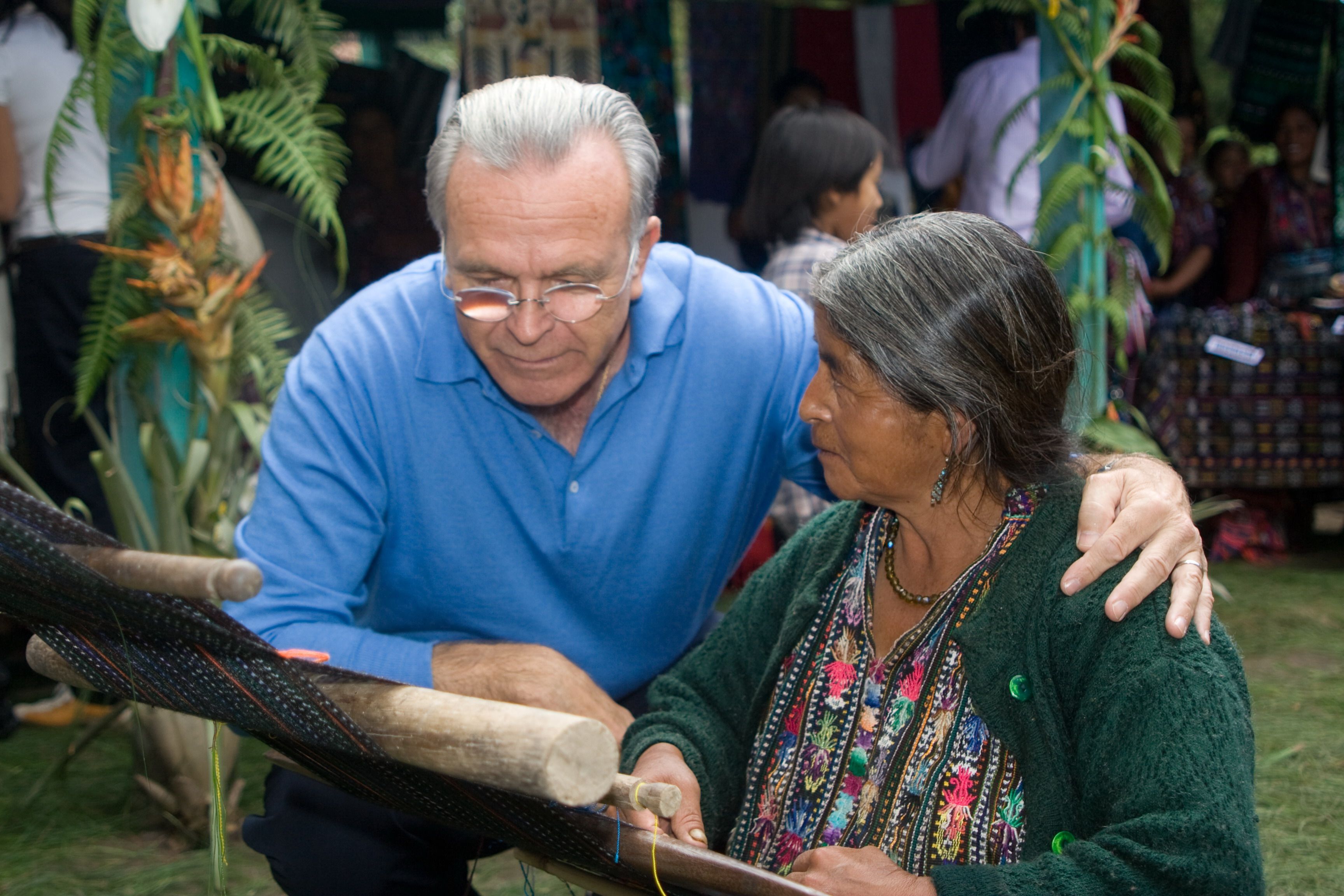 Isidre Fainé en una visita a Cooperación Guatemala. | Cedida