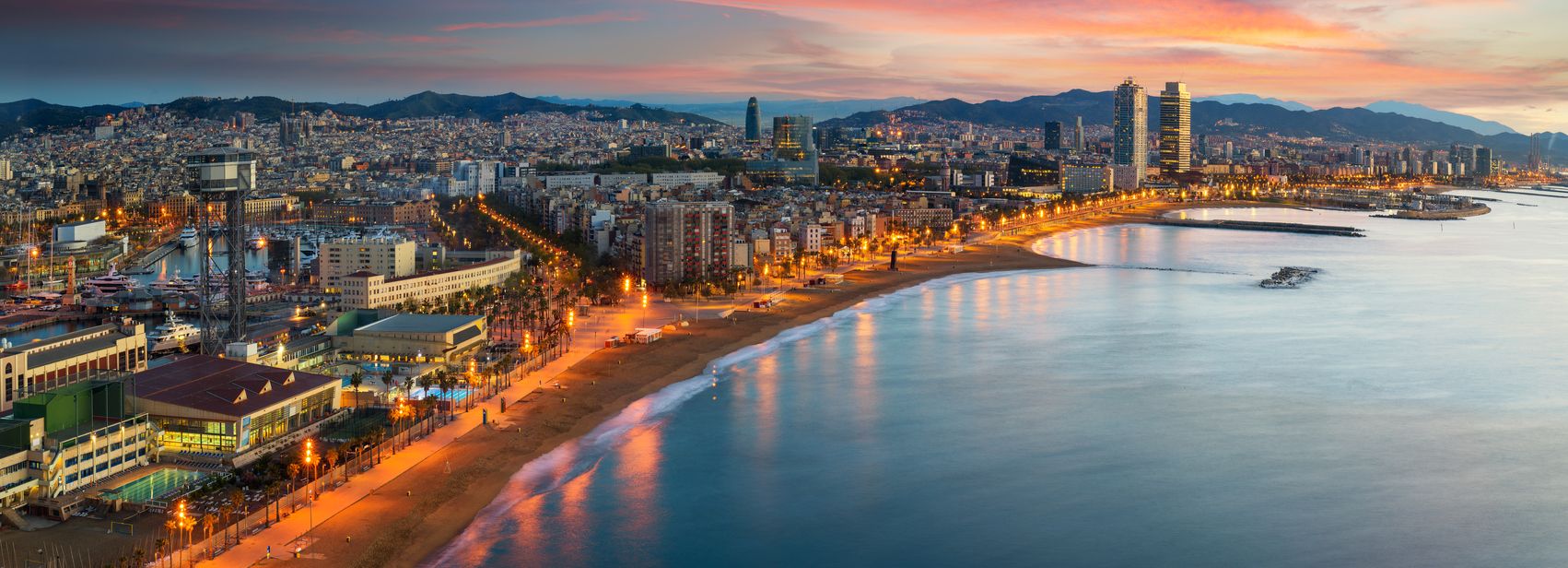 El front marítim de la capital de Catalunya, Barcelona | iStock