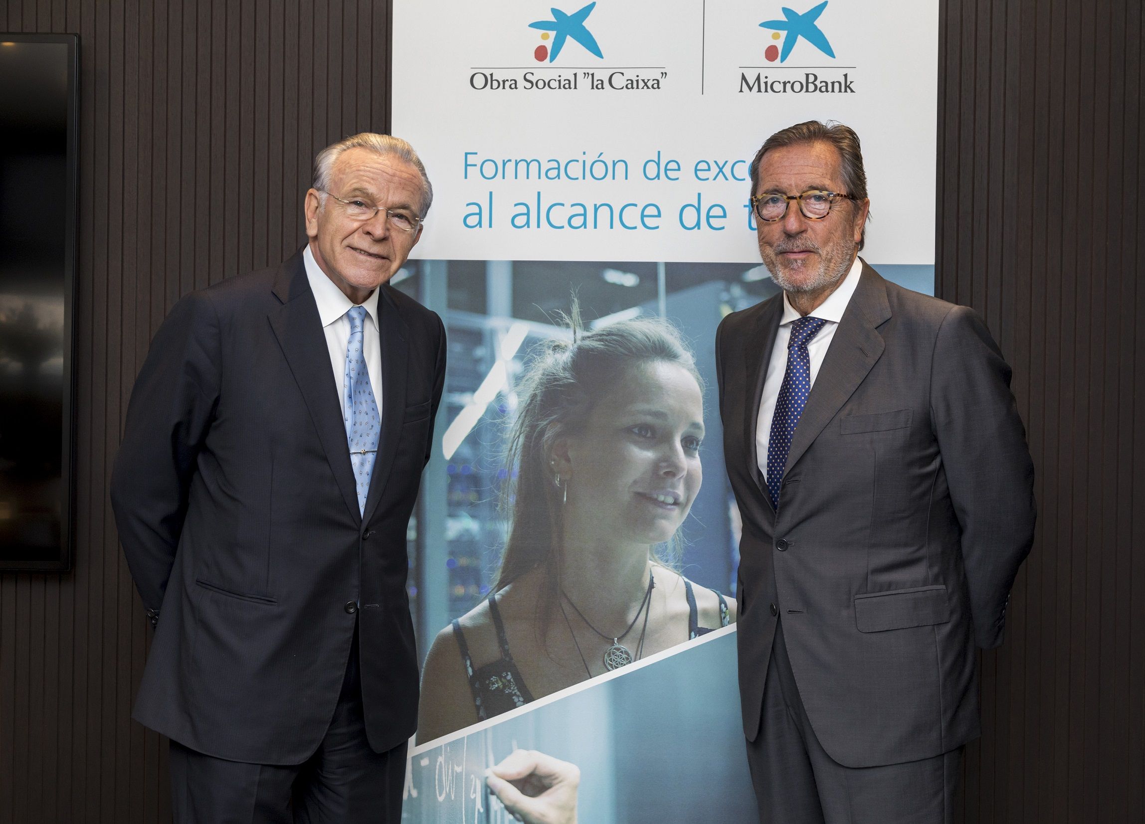 El president de la Fundació Bancària la Caixa, Isidre Fainé, i el president de MicroBank, Antonio Vila | Cedida