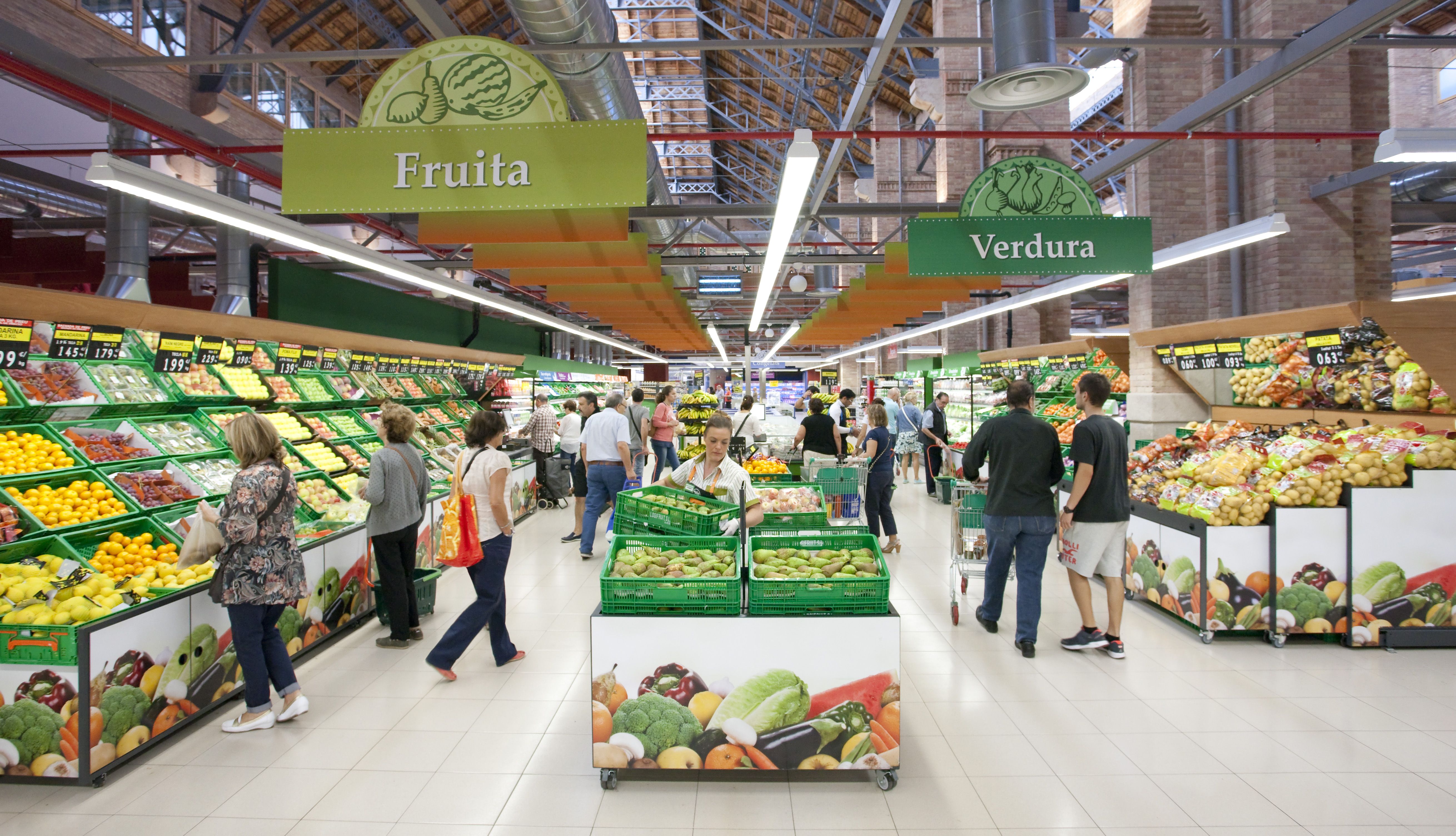 Una botiga de Mercadona al Mercat de Sants | Cedida