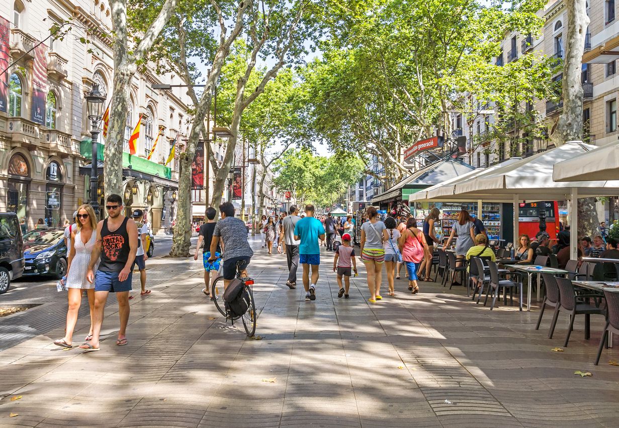 Gairebé dos milions i mig de turistes han visitat Catalunya a l'agost