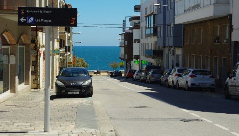 Places d'aparcament a l'Escala que incorporen el sistema desenvolupat per Urbiotica