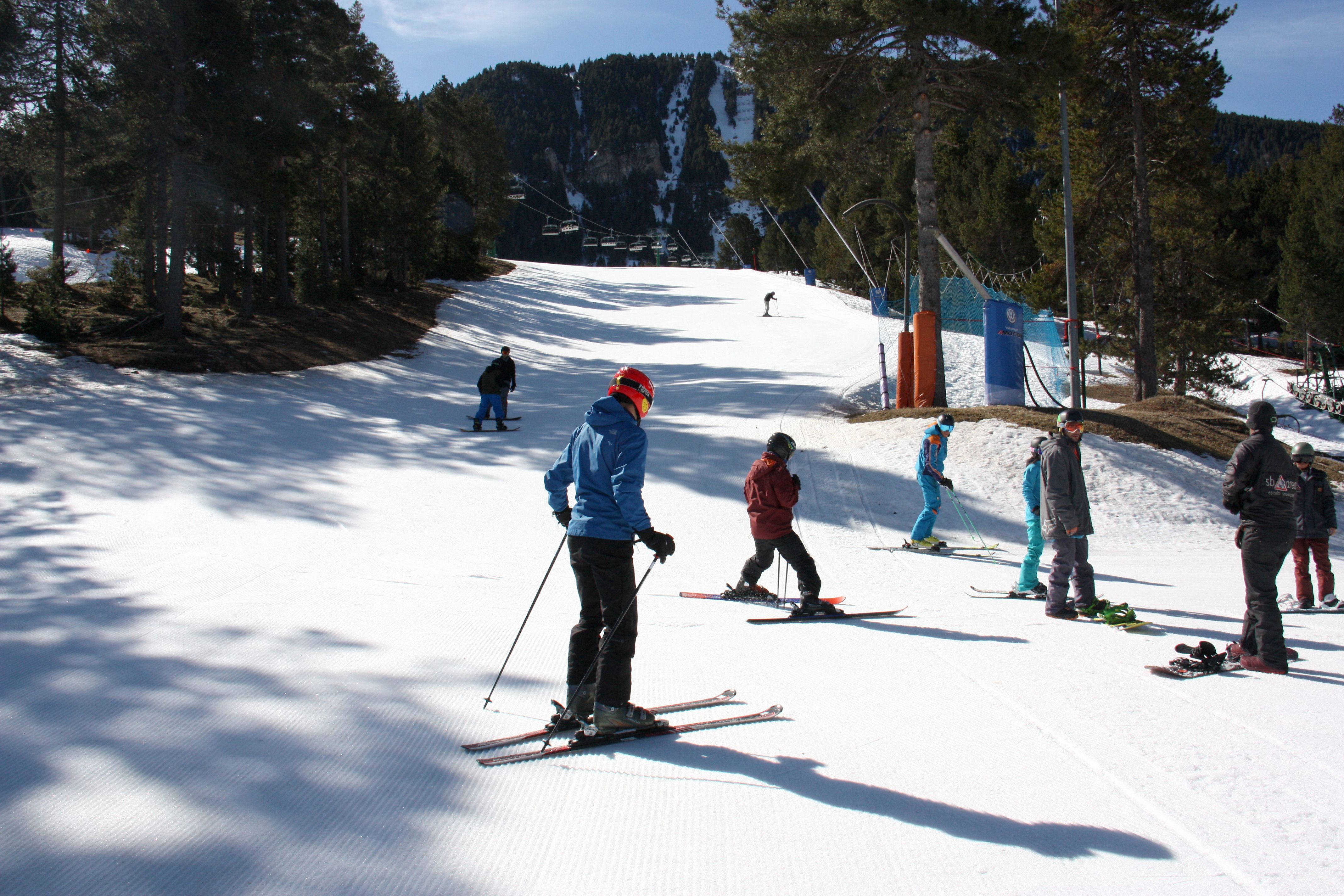 Les pistes d'esquí comencen la temporada amb una bona ocupació per la Puríssima | ACN