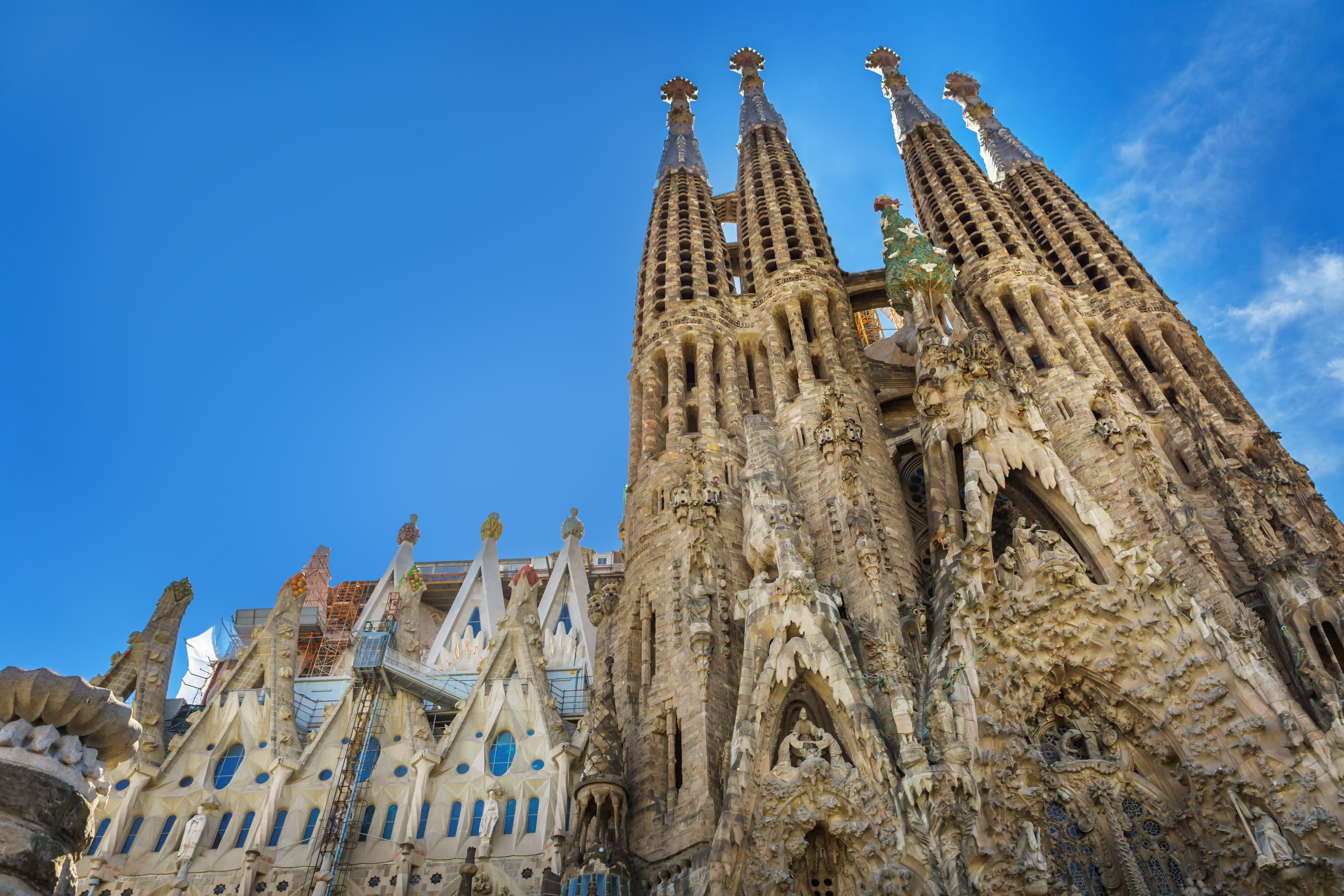 La Sagrada Família segueix sent el principal punt d'interès dels visitants que vénen a Barcelona | iStock