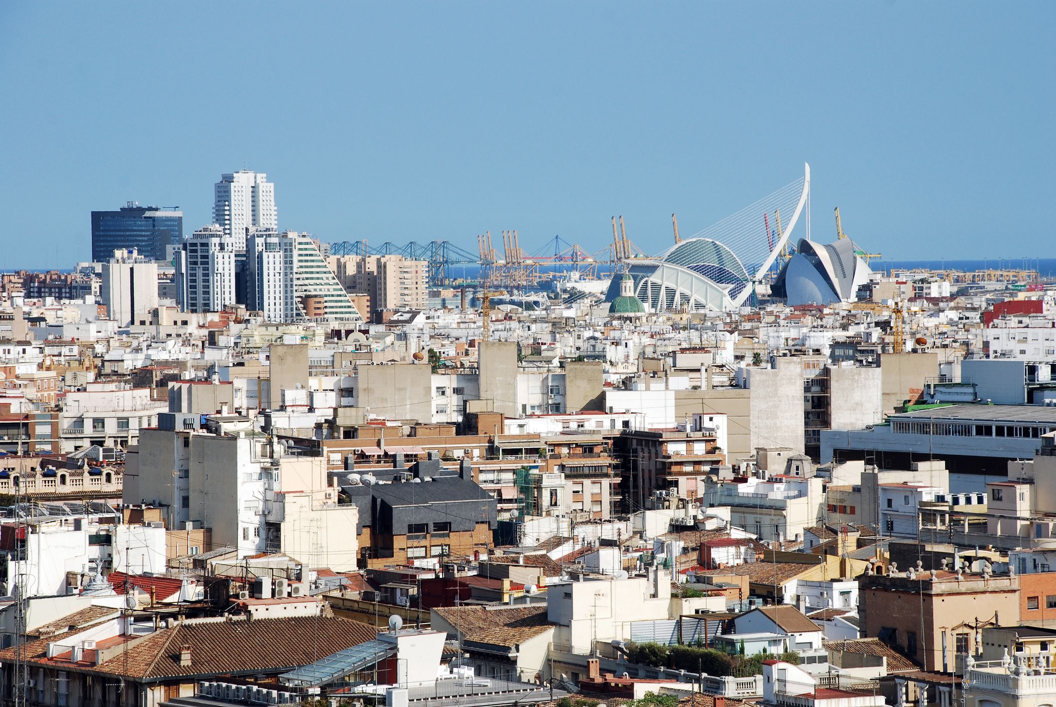 La economía valenciana tarda a salir de la crisis