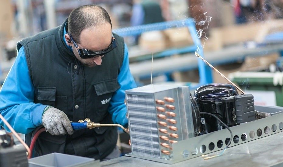 Catalunya incrementa les comandes un 3,8% el 2018 | Europa Press