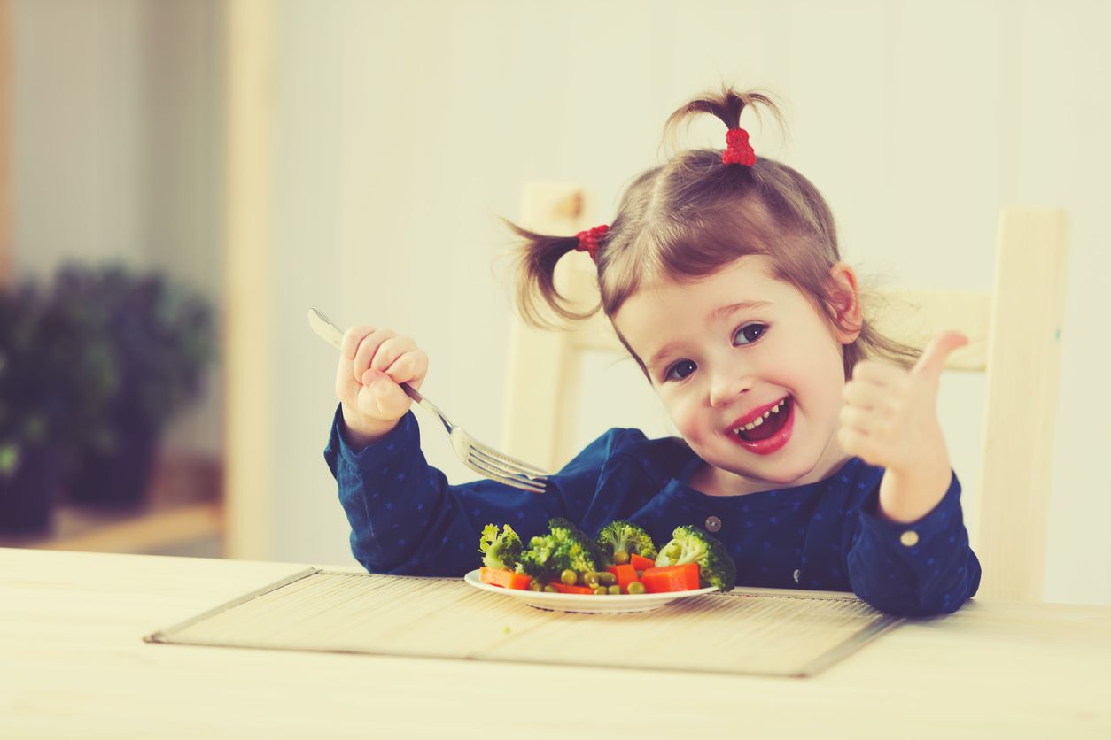 Les persones vegetarianes o veganes han de ser conscients de compensar suplements bàsics | iStock