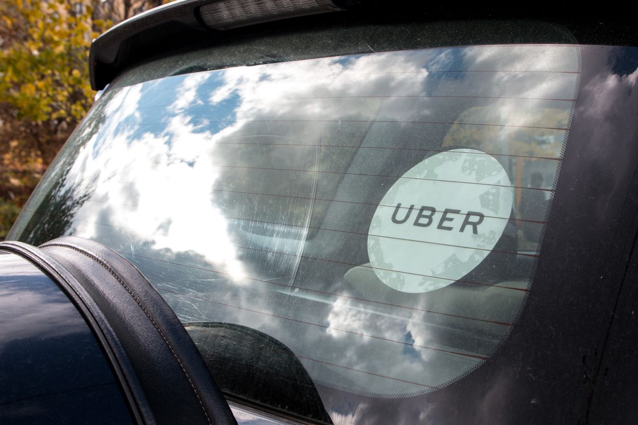 Uber sí que accepta la normativa valenciana tot i ser similar a la catalana | iStock