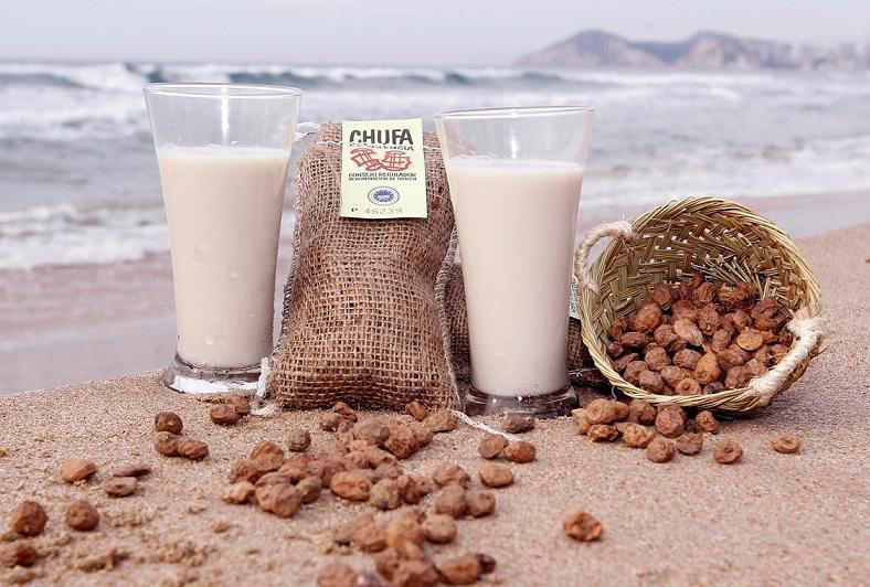 El unónica horchata natural és la de las orxateries, el resto ha pasado por procesos industriales