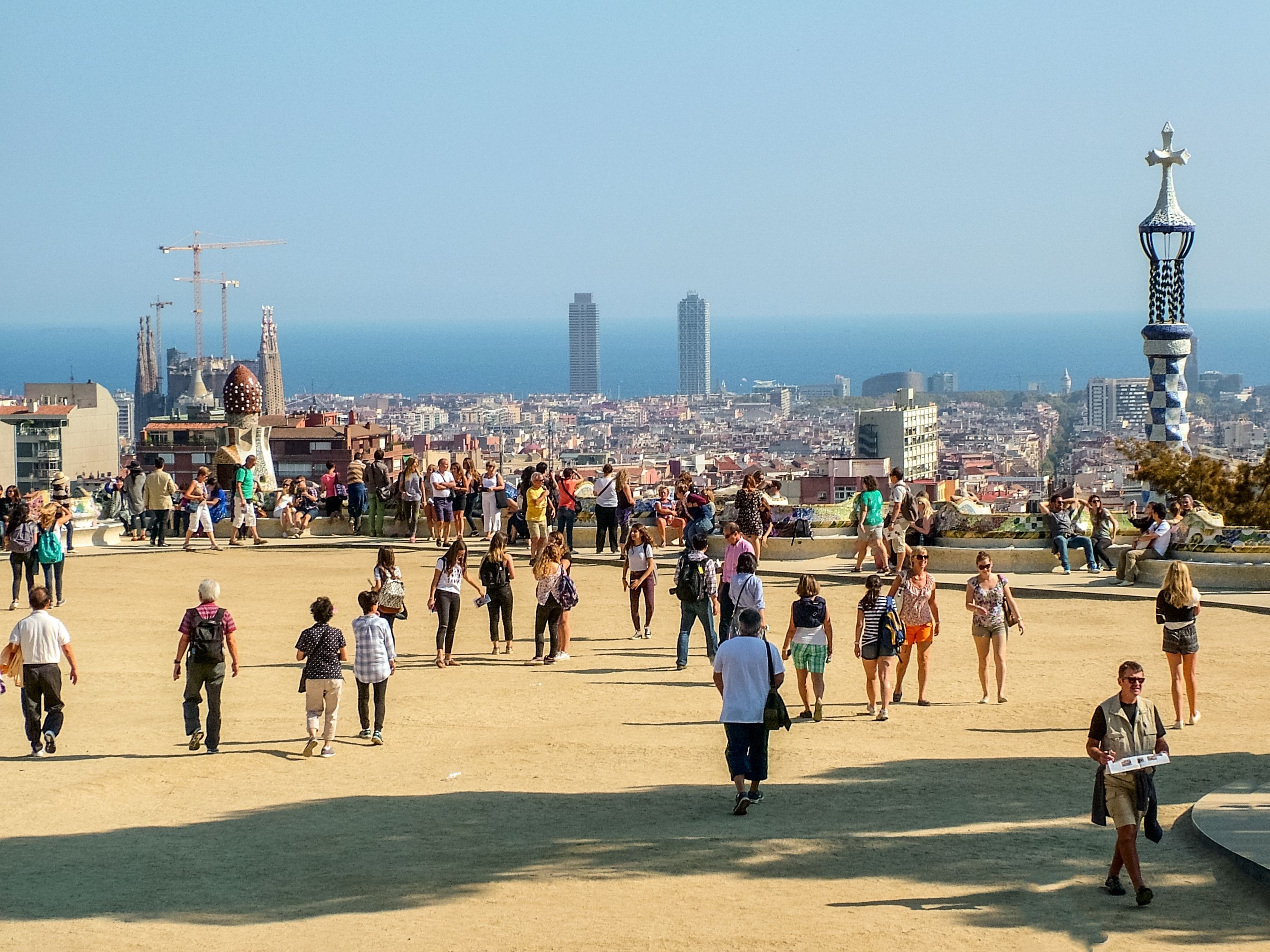 El Park Guell en Barcelona | iStock