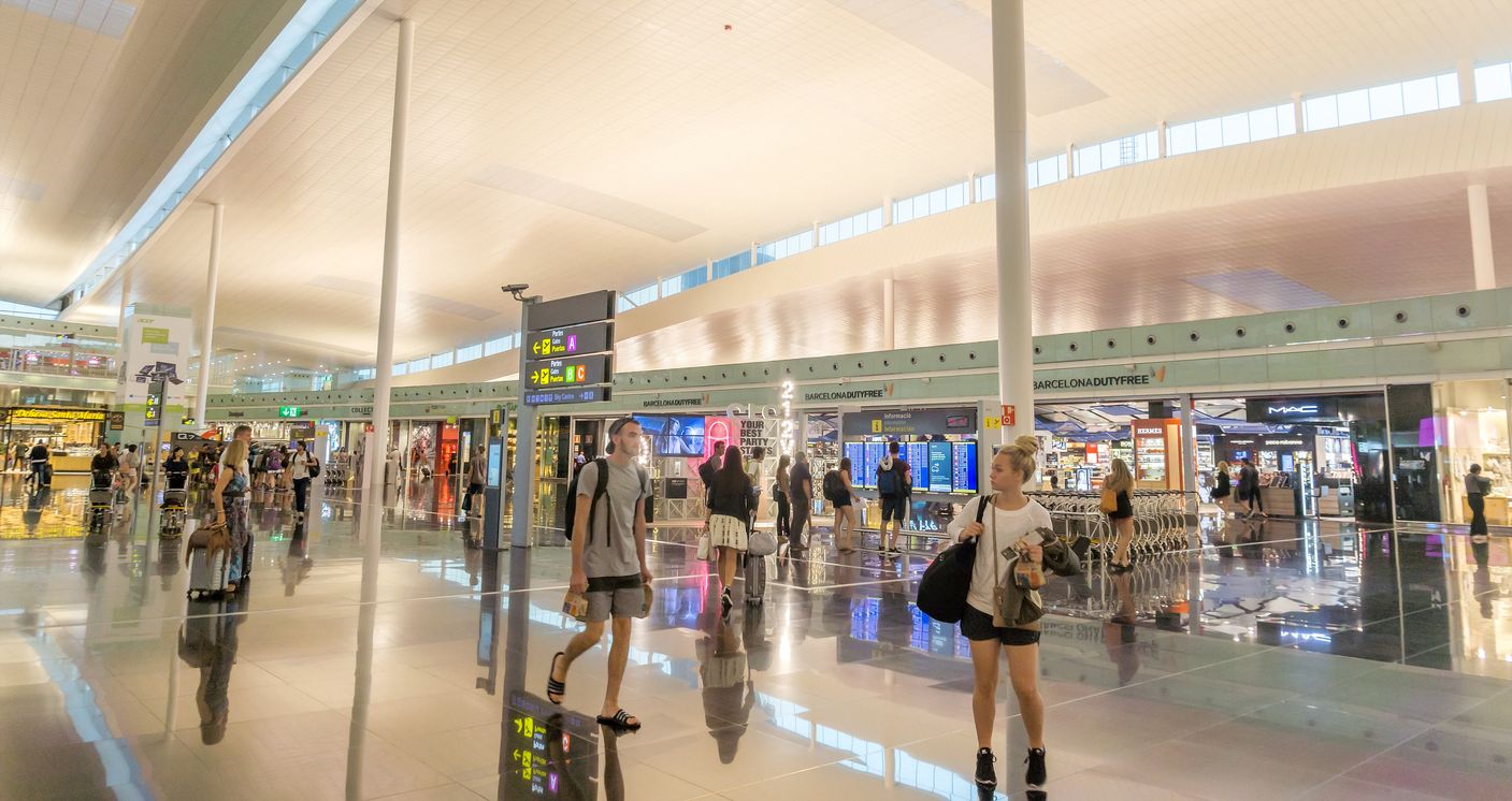 L'Aeroport del Prat supera els 5 milions de passatgers al setembre | iStock