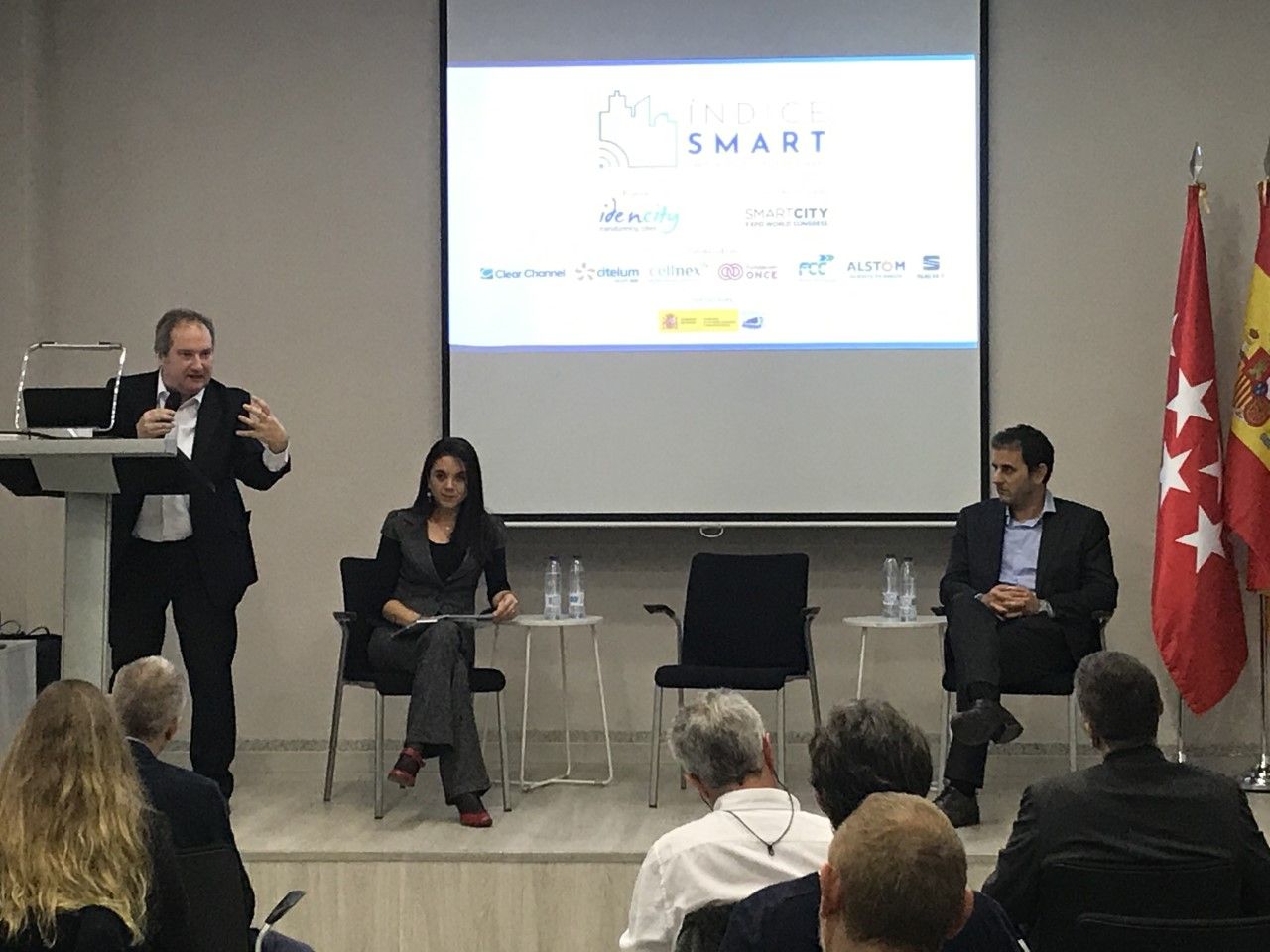 Jordi Hereu, Laura Moreno, Ugo Valentí a la presentació de l'Índex Smart | Cedida