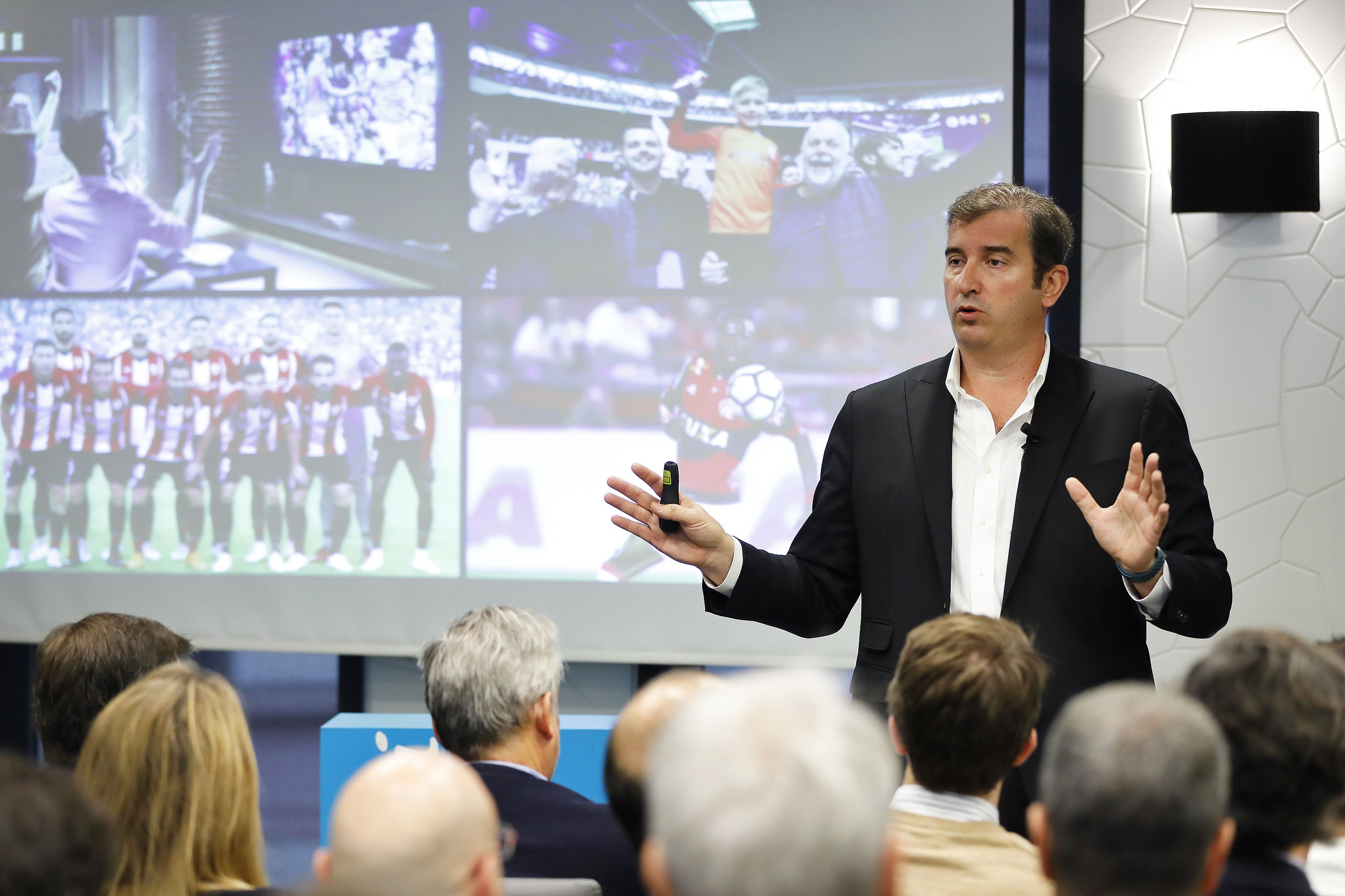 Ferran Soriano, CEO del Manchester City, durant la ponència als Matins Esade | Cedida