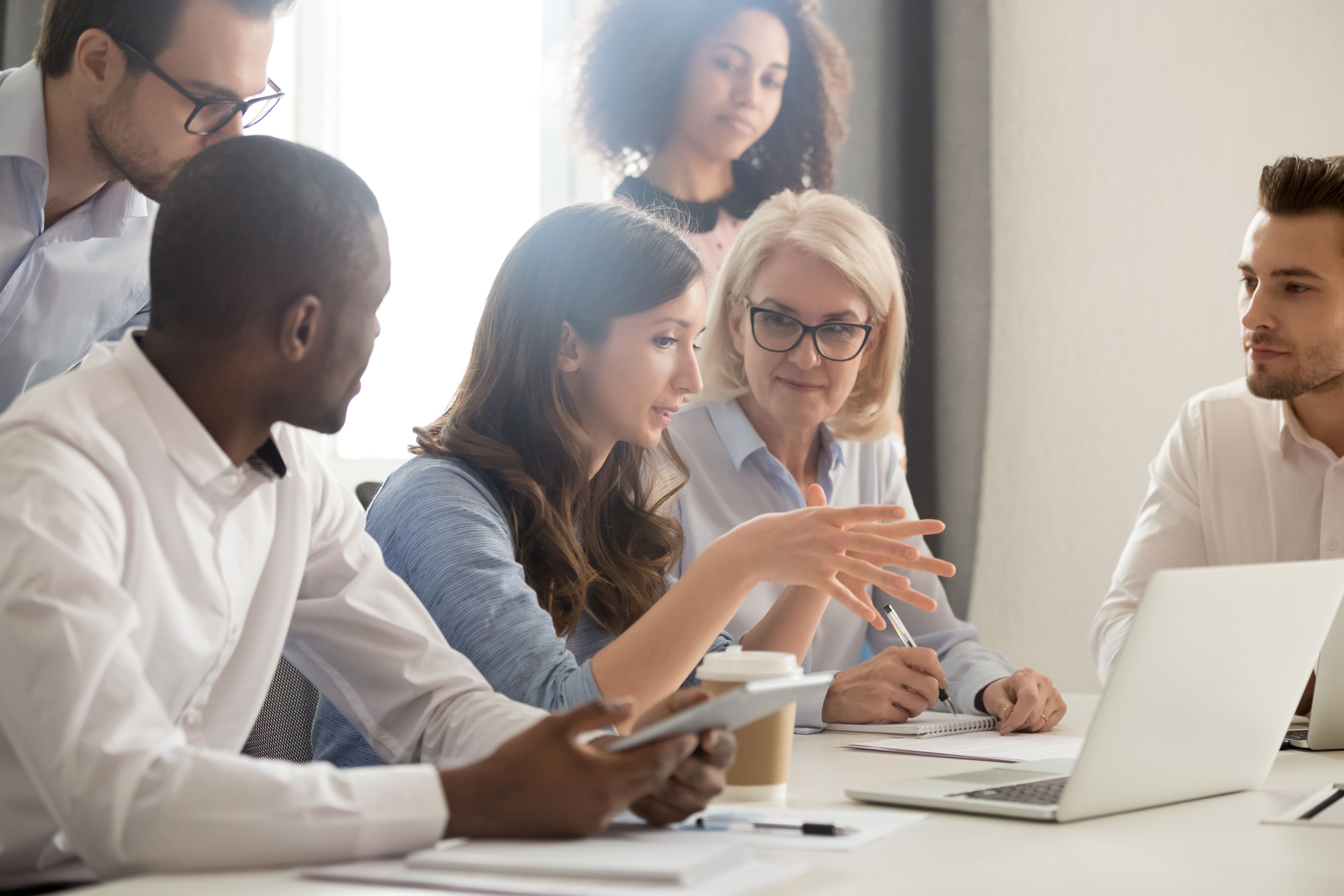 Bones pràctiques en l'ús del català a l'empresa | iStock