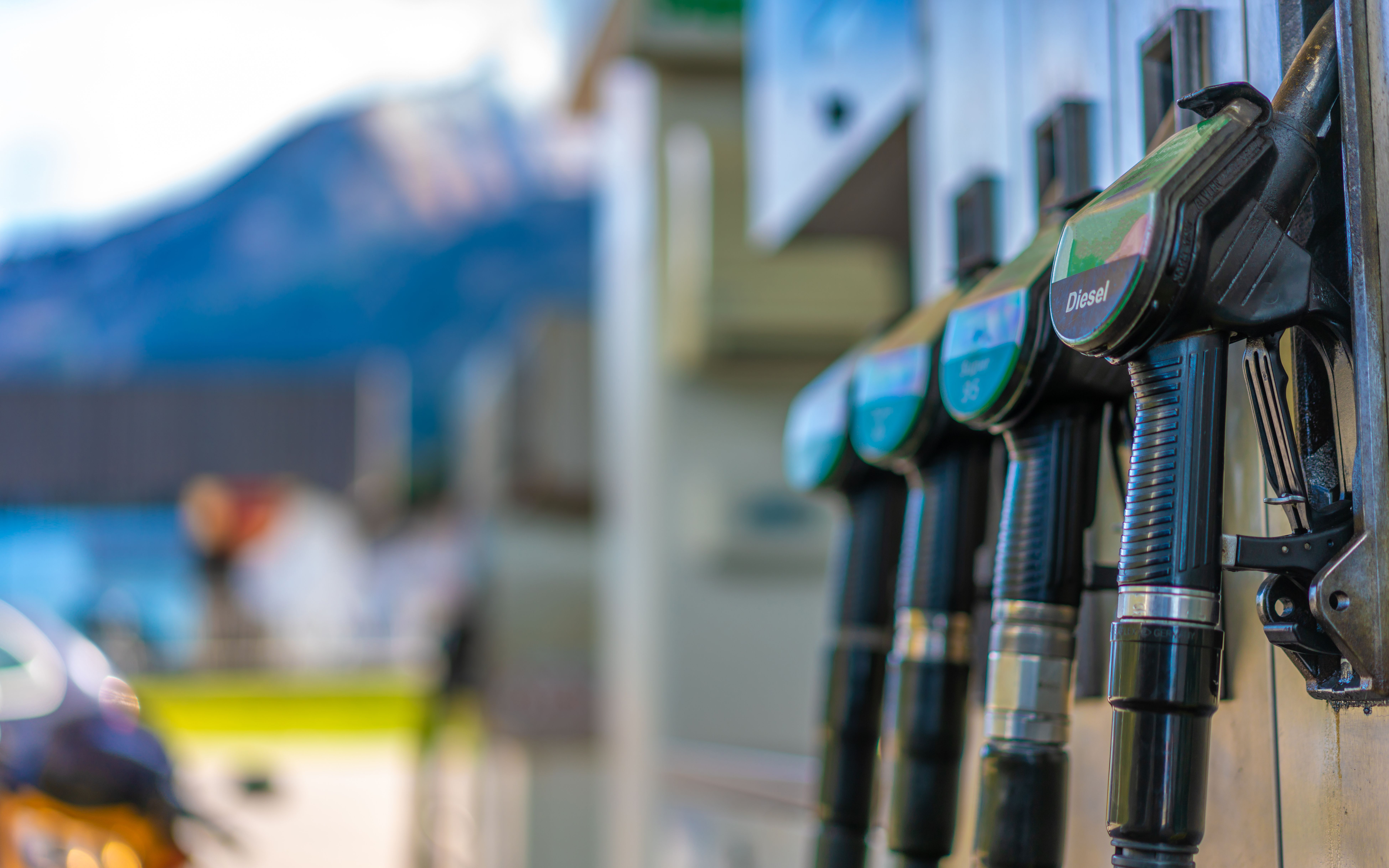 El carburant fa pujar l'IPC al novembre | iStock