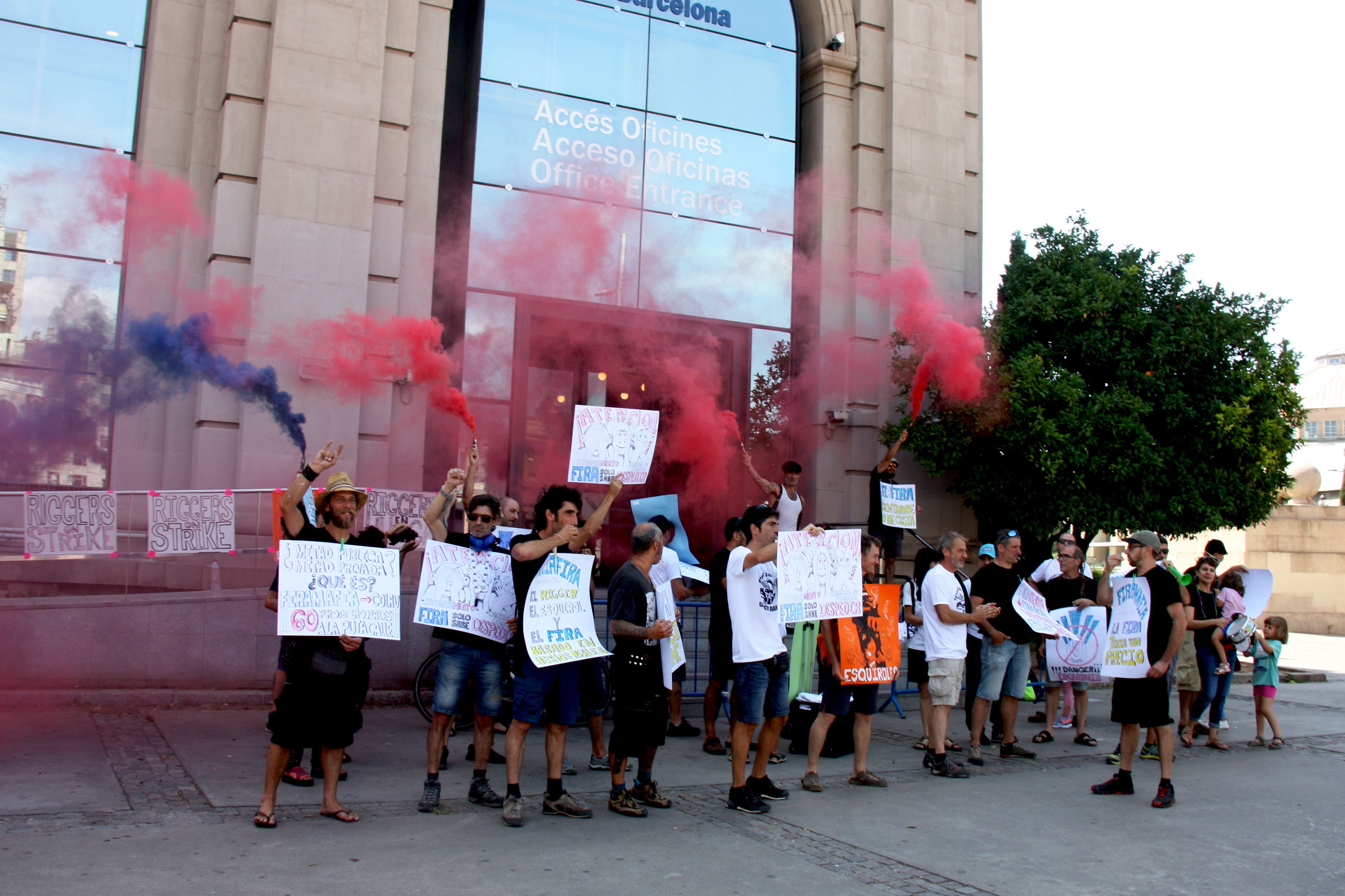 Una concentració de 'riggers' por el caso de Feria de Barcelona | ACN