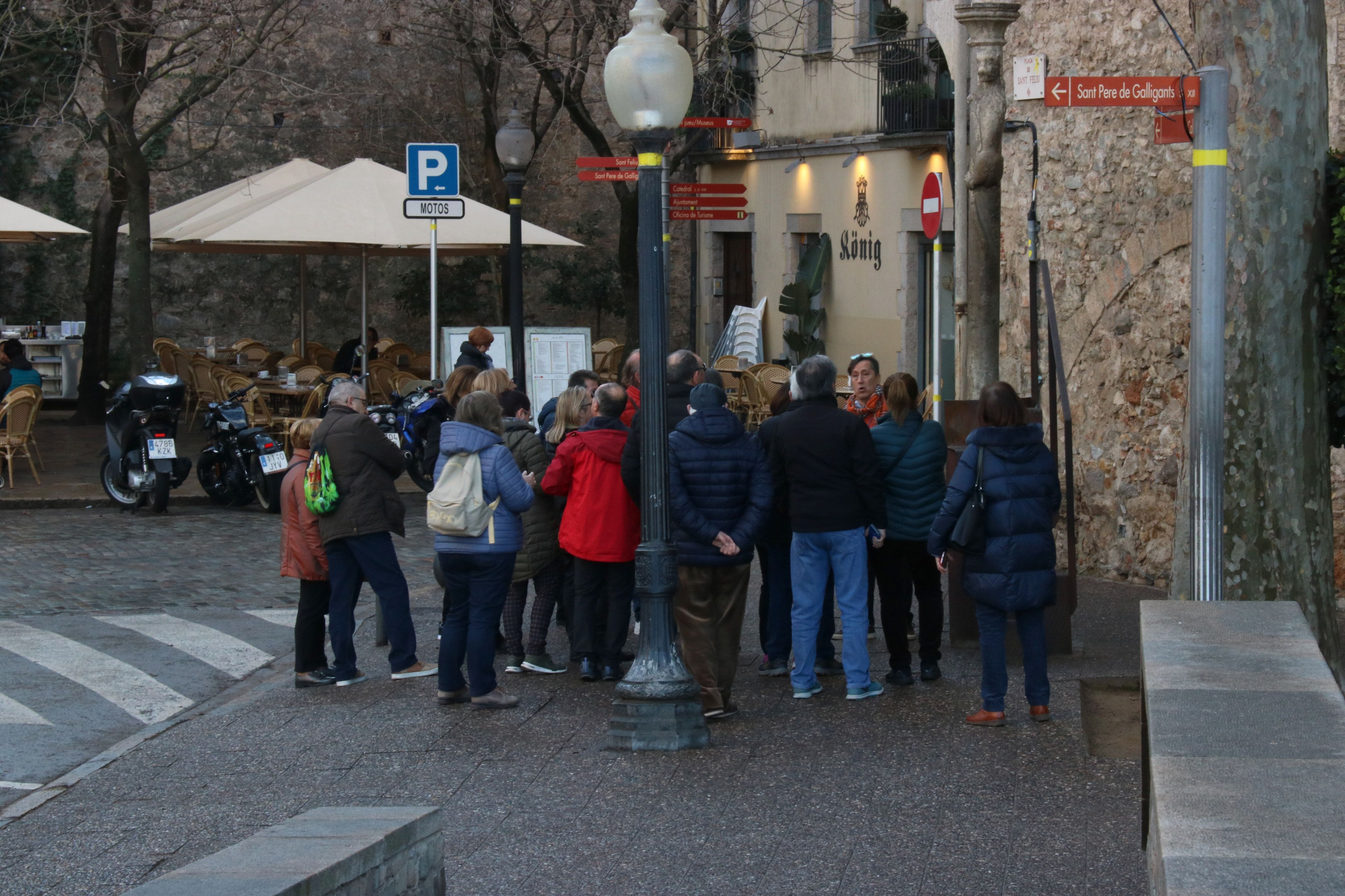 Un grupo de turistas en Girona | ACN