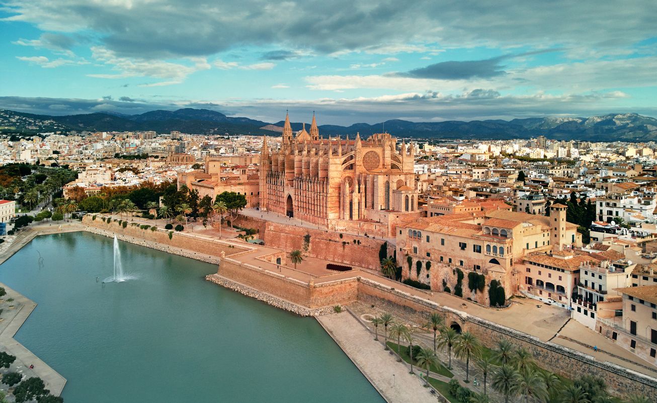 Balears és el territori més ben valorat per treballar feliç i ben pagat | iStock