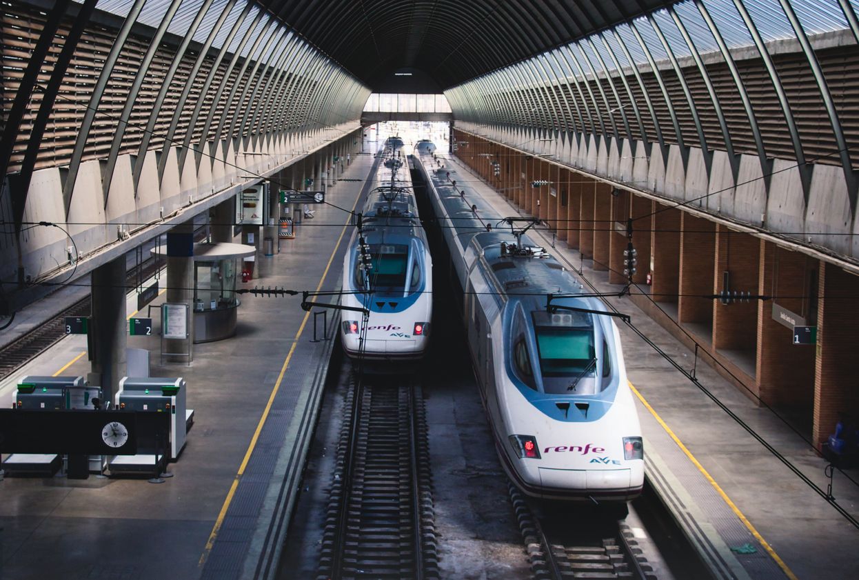 Los AVEs de Renfe. | iStock