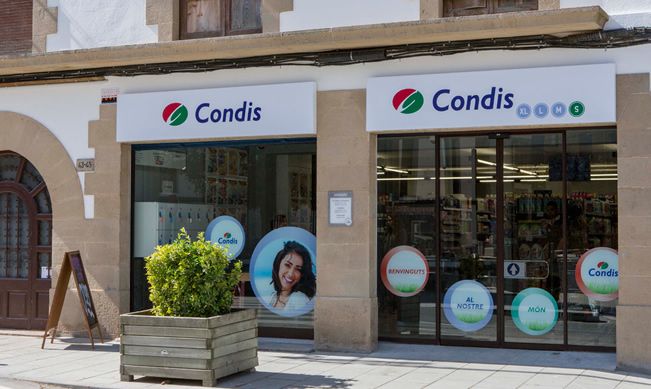 Un supermercat Condis, que han adoptat mesures davant el coronavirus | Cedida