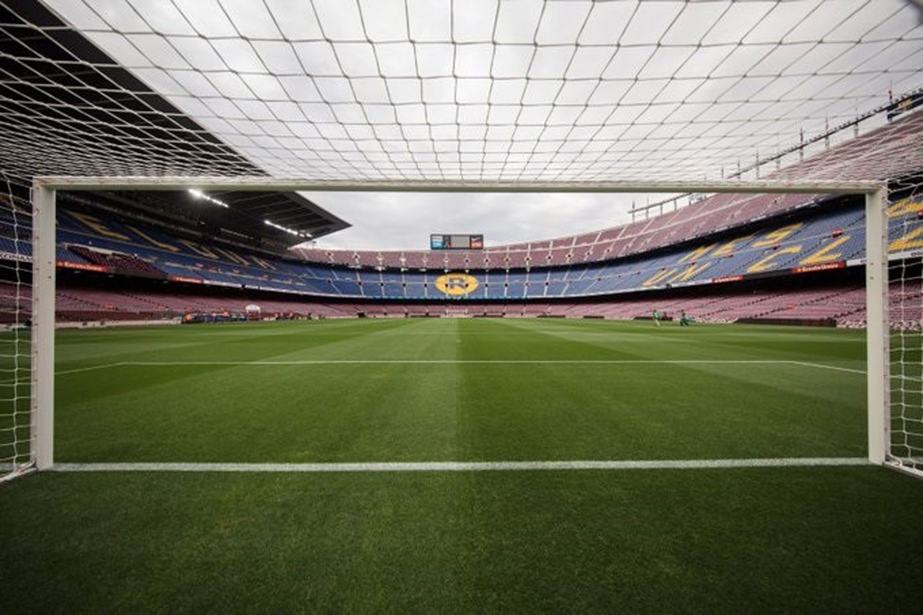 El Camp Nou vacío | Europa Press