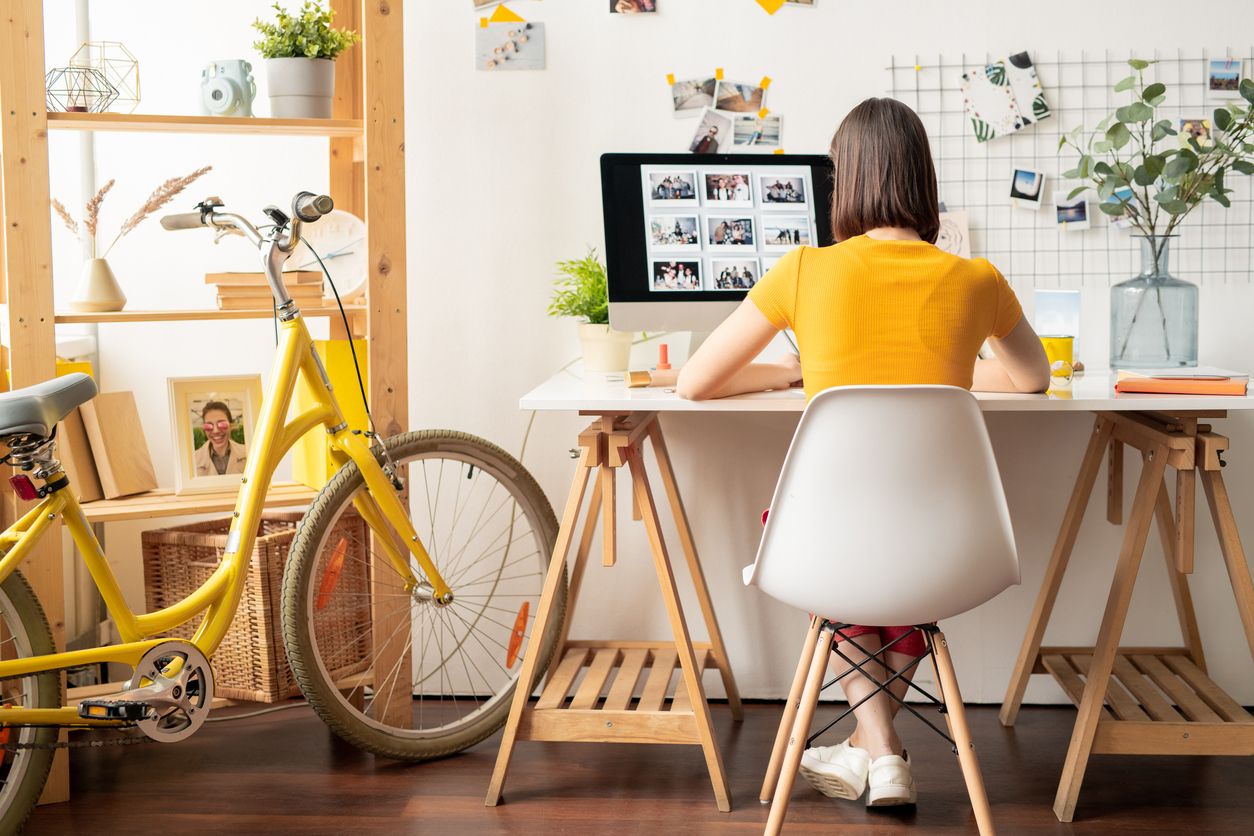 Per desconnectar, és molt important mantenir les rutines que ja teníem fora de la feina | iStock