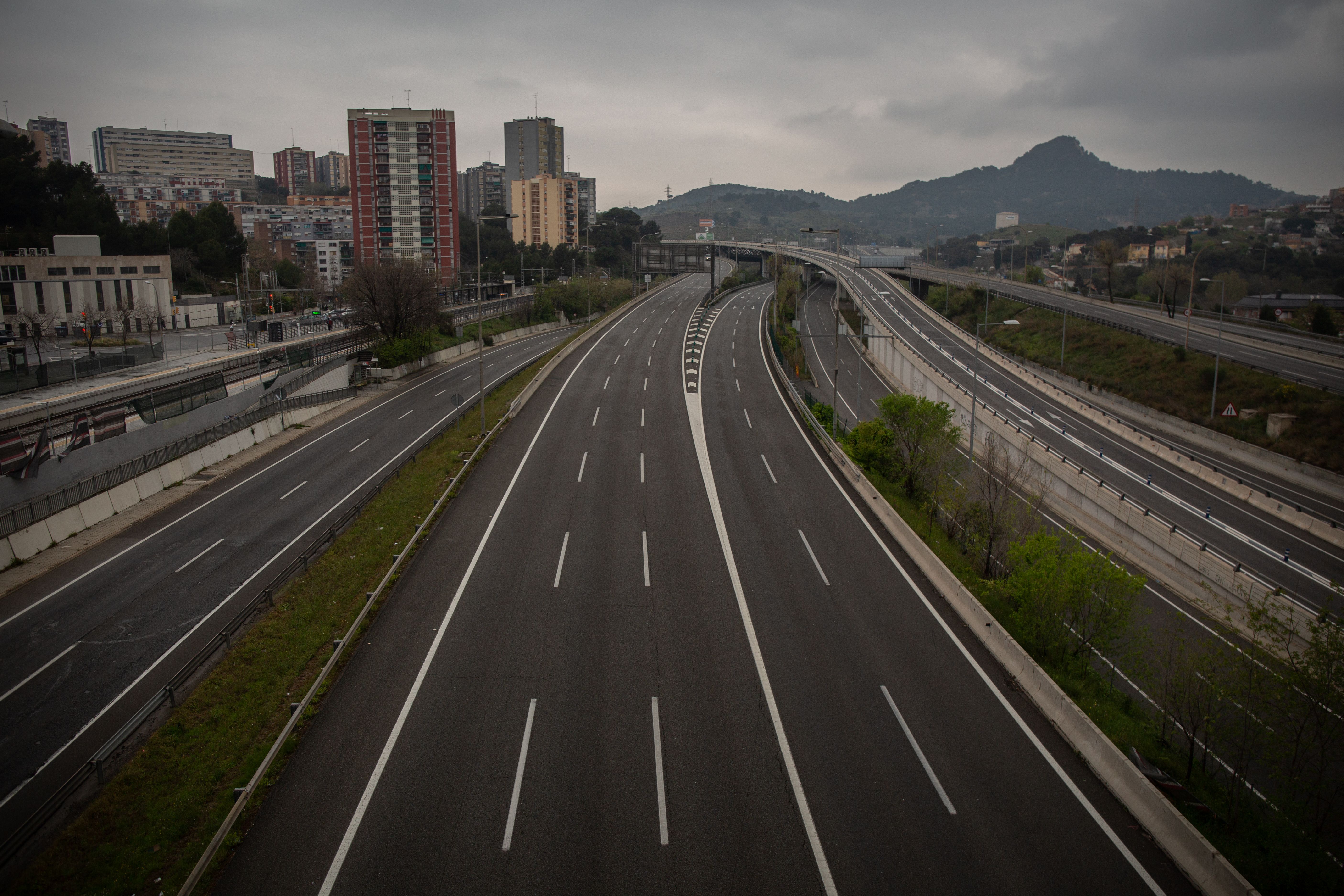 Carreteras vacías durante el confinamiento total. | EP