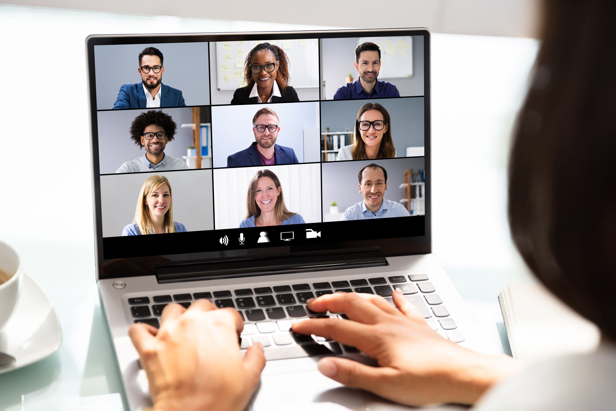 Un webinar és una conferència online | iStock