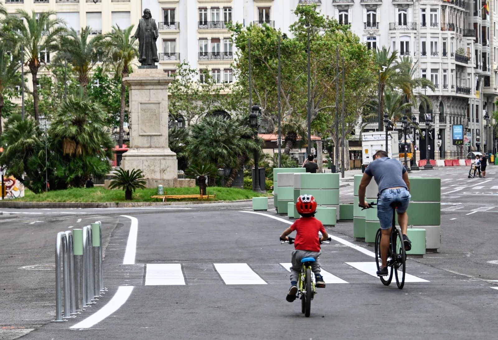 Las ciudades camimen hacia un modelo más sostenible. También la emprendeduría | @TransitValencia