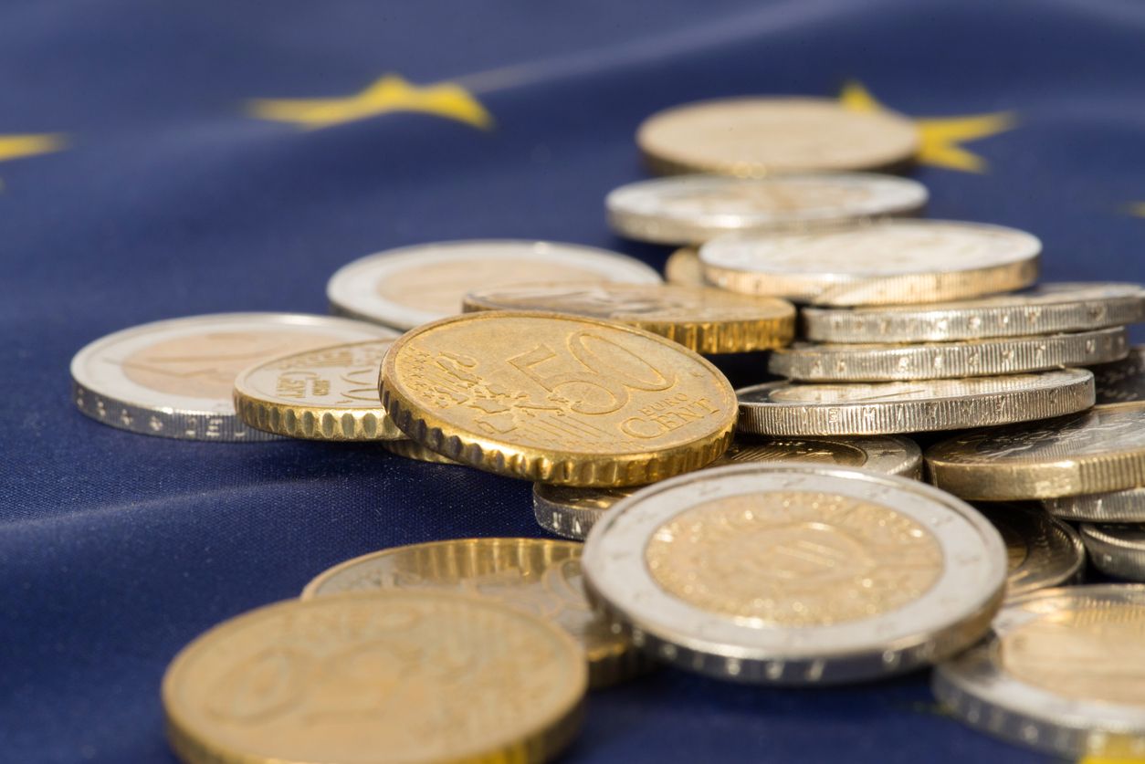 L'euro se situa en mínims des del febrer del 2002| iStock