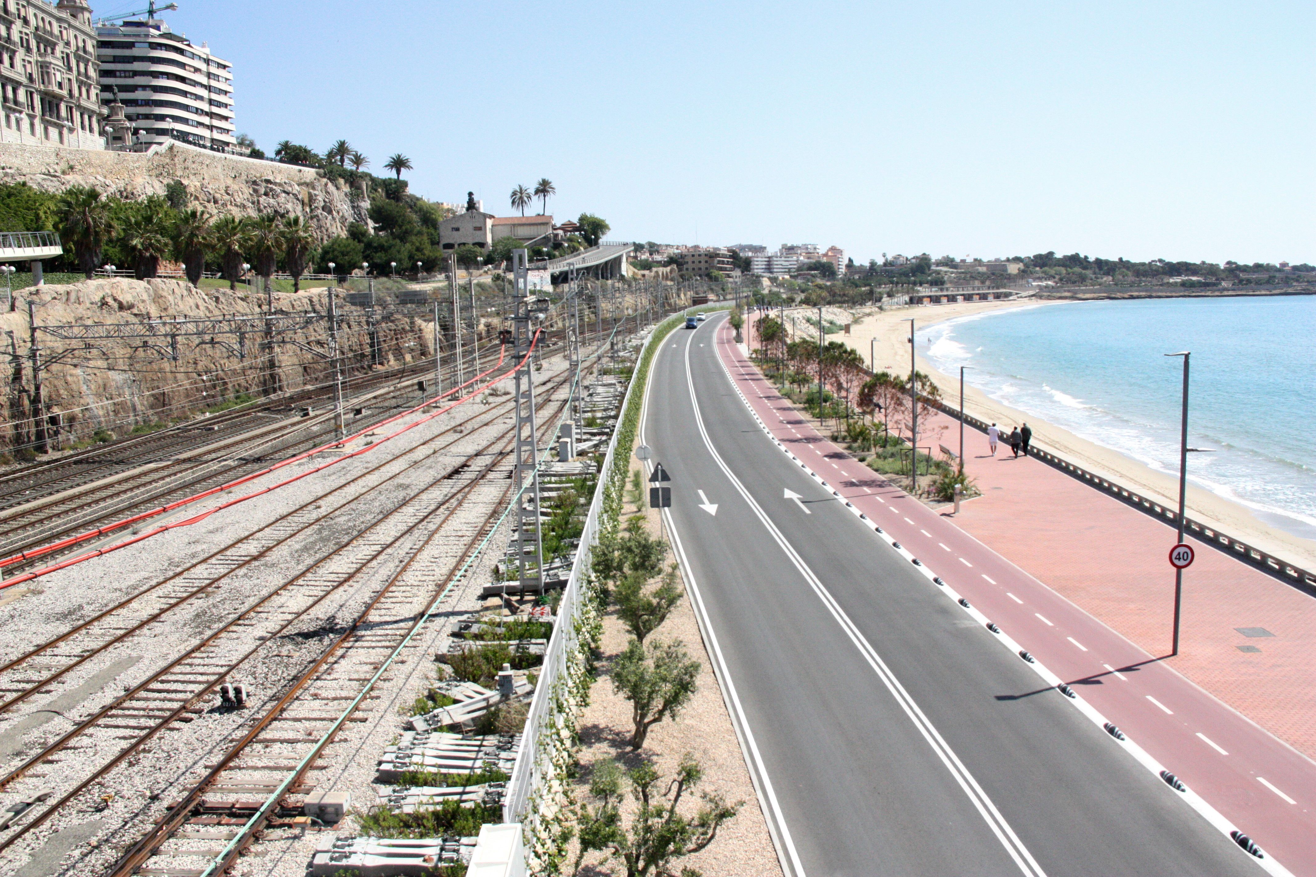 La fachada marítima de Tarragona, el balcó del Mediterráneo y el corredor ferroviario | ACN