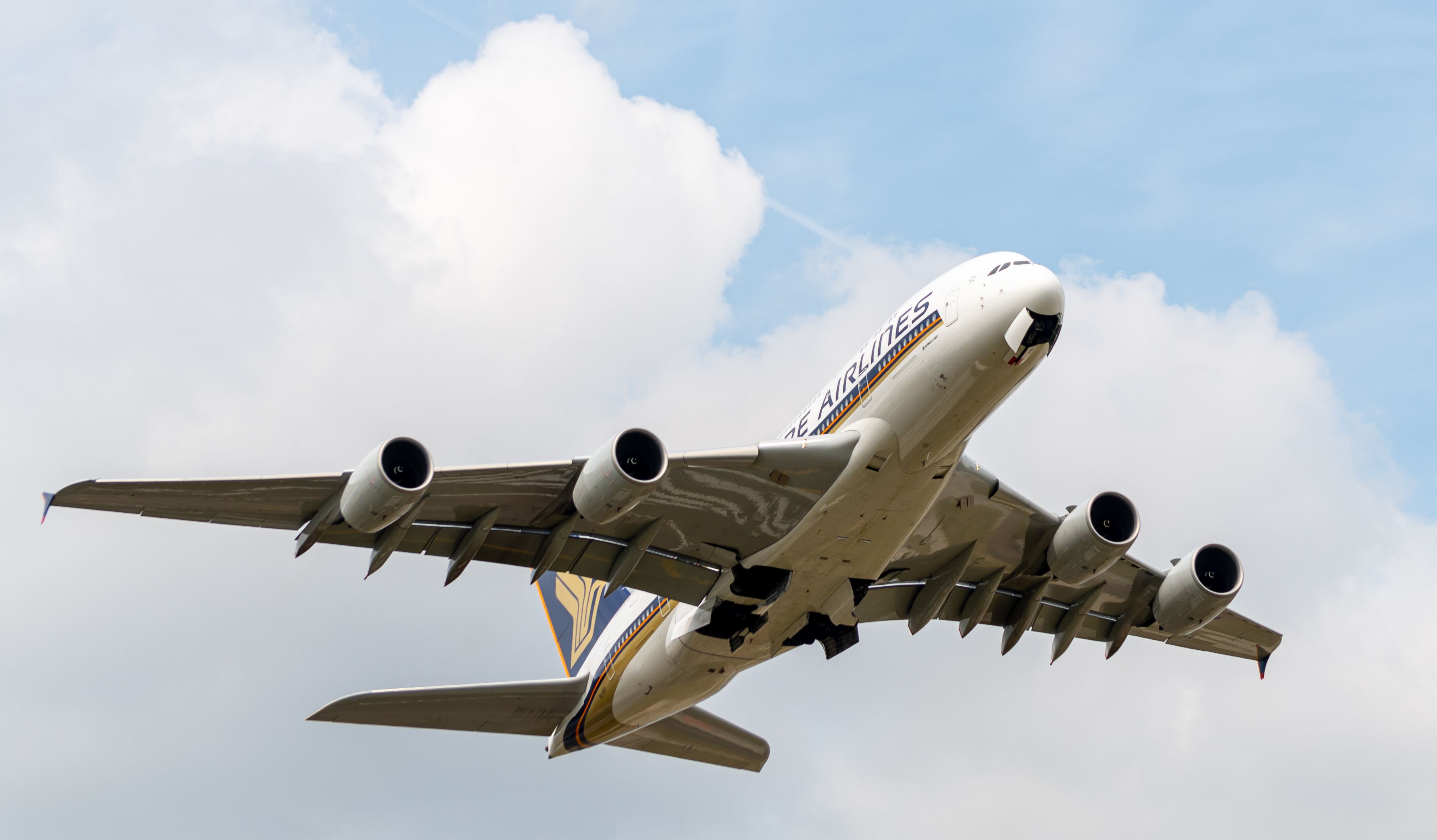 Singapore Airlines anuncia que operará tres quieres semanales el trayecto entre Singapur y Barcelona | iStock