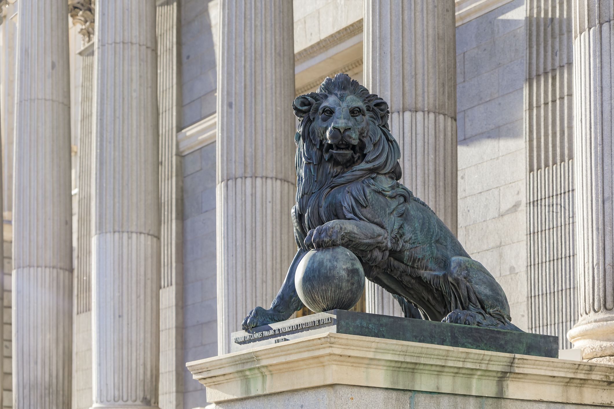 Entrada del Congreso de los diputados. | iStock