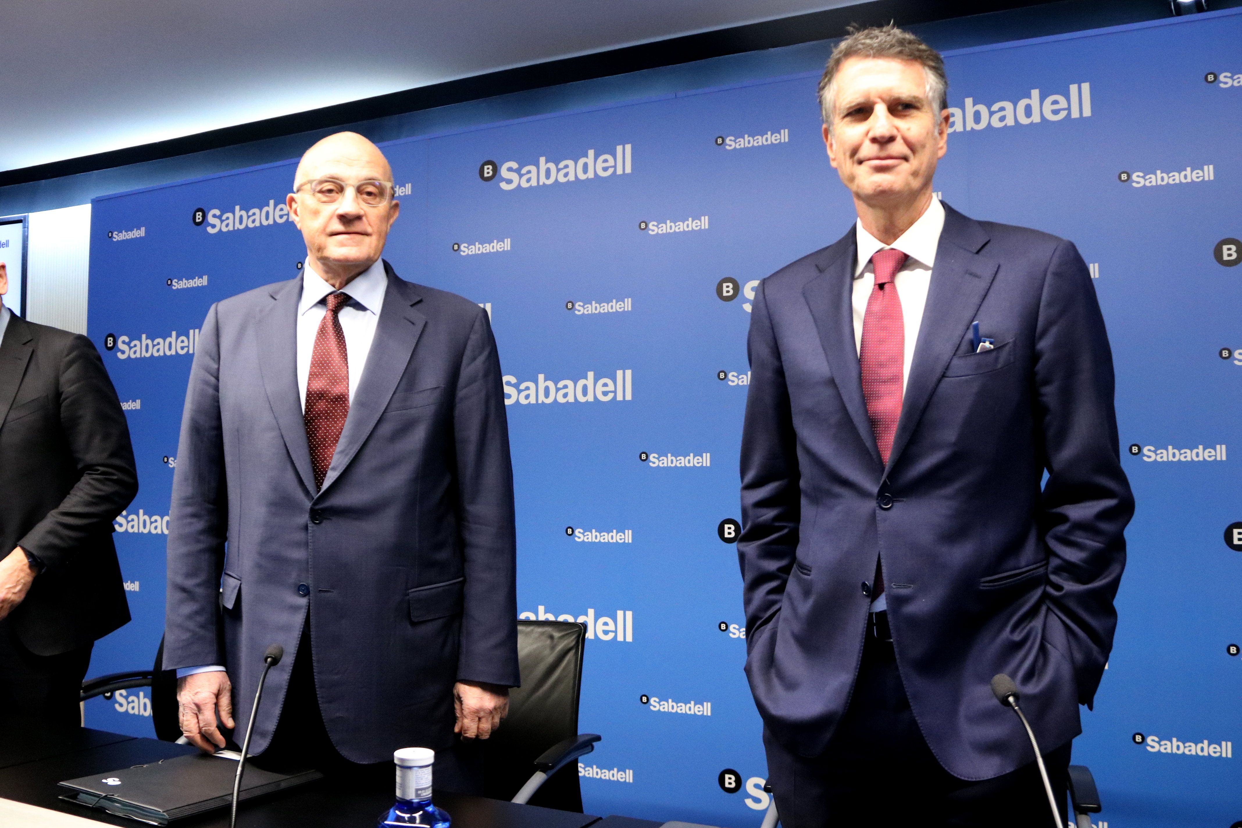 Josep Oliu, president del Banc Sabadell i Jaume Guardiola, conseller delegat de l'entitat financera | ACN