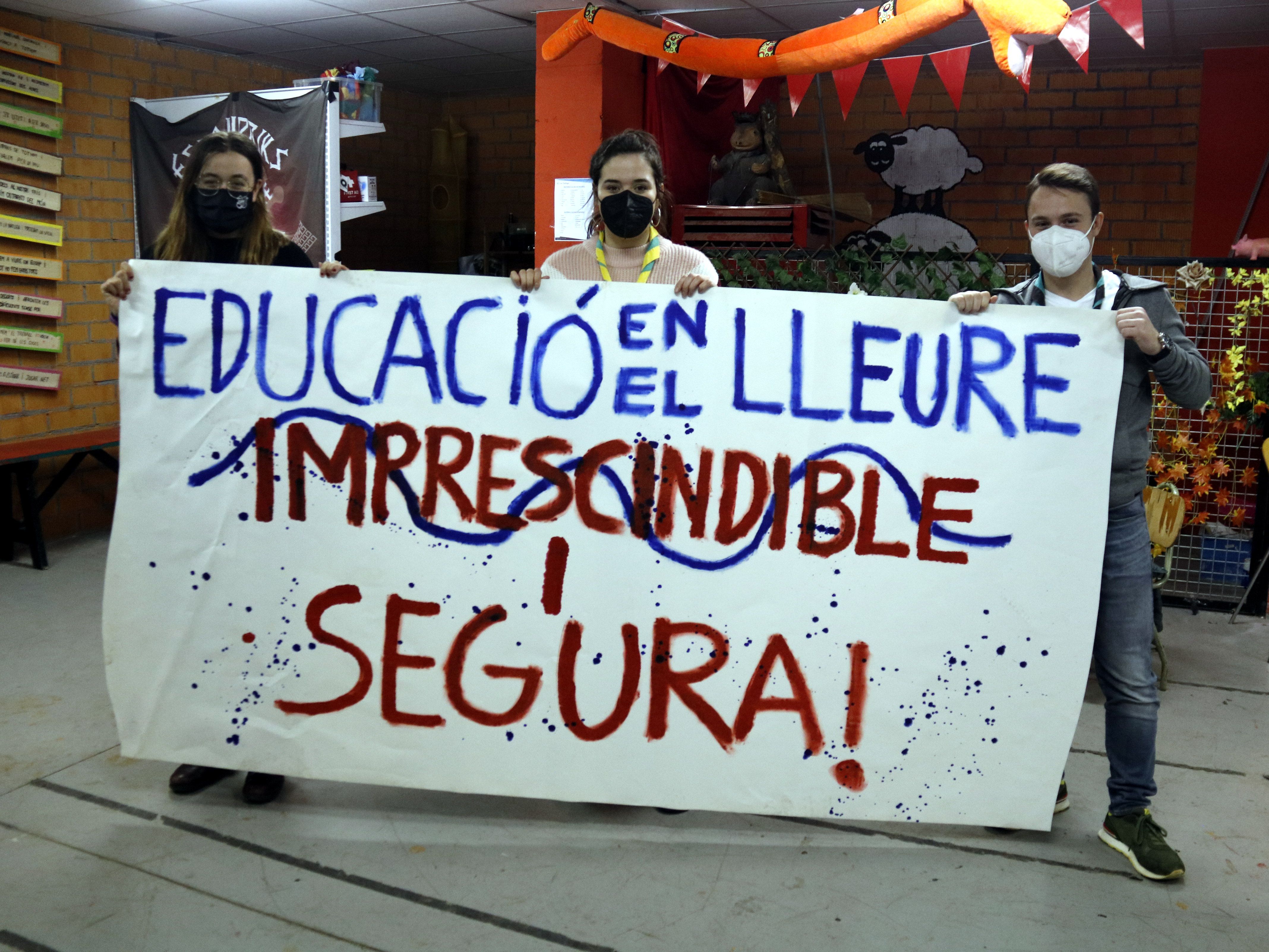 Protesta del sector d'activitats del lleure per a infants | ACN