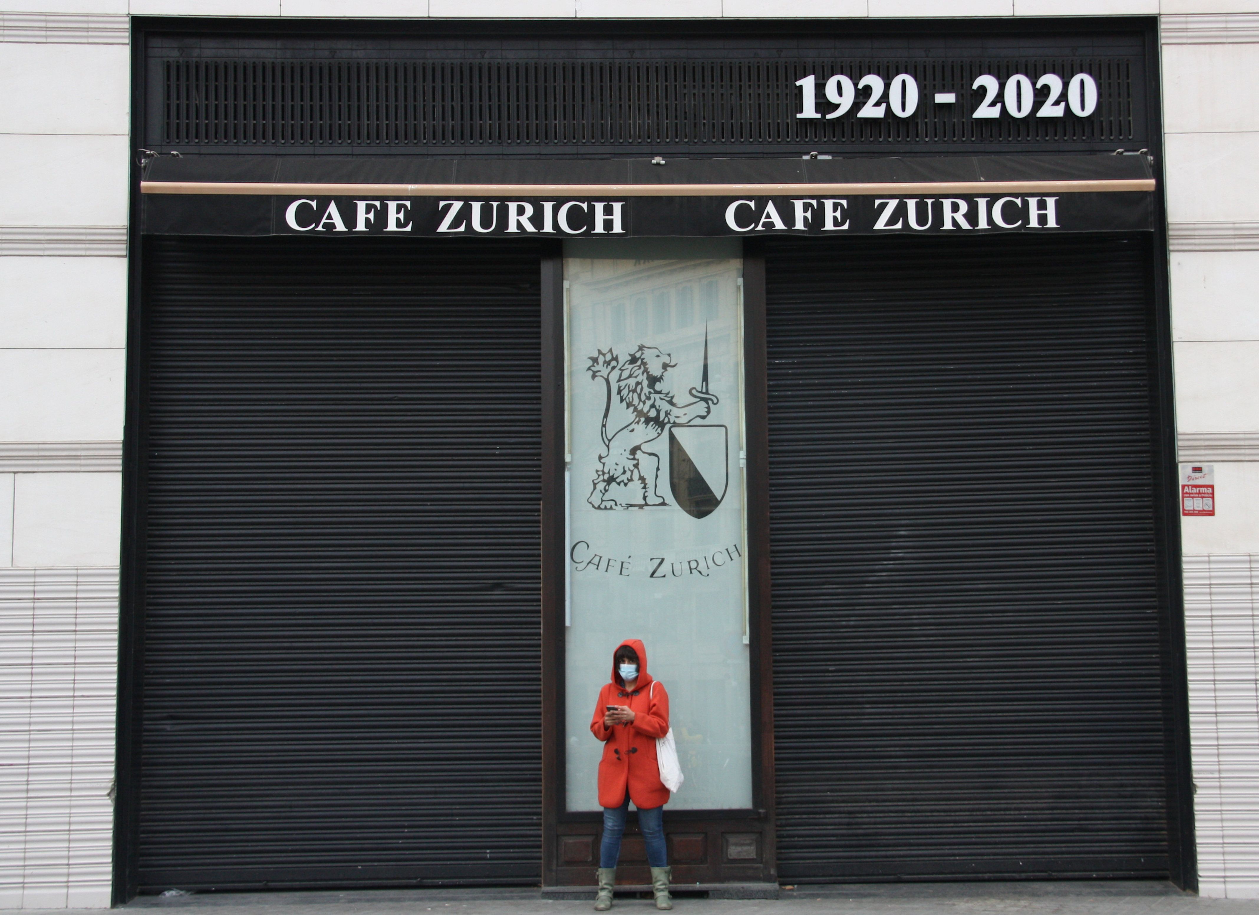 El bar Zurich cercado por la pandemia | ACN