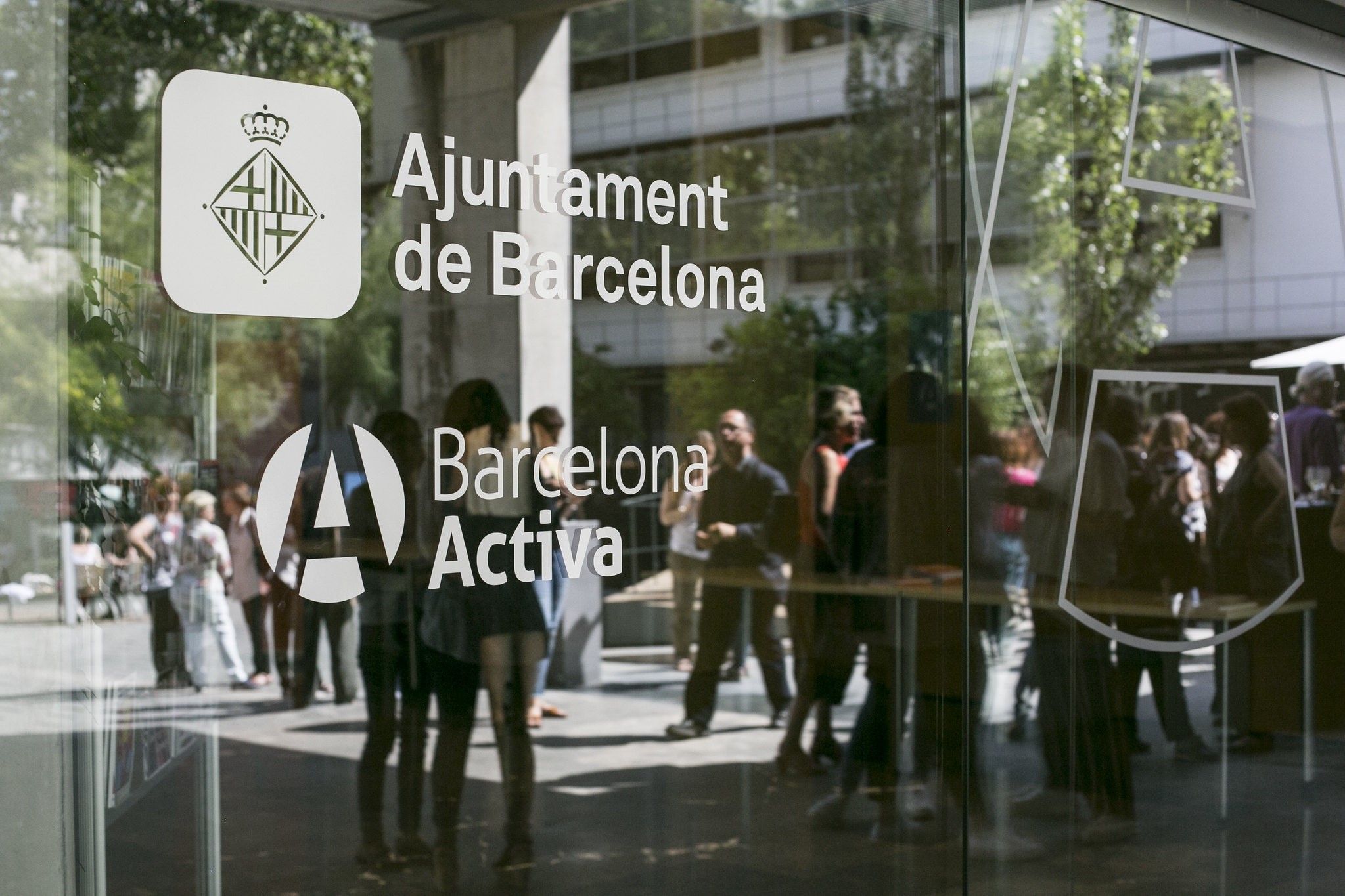 Barcelona Activa acompañará 1.200 jóvenes en su inserción laboral | EP