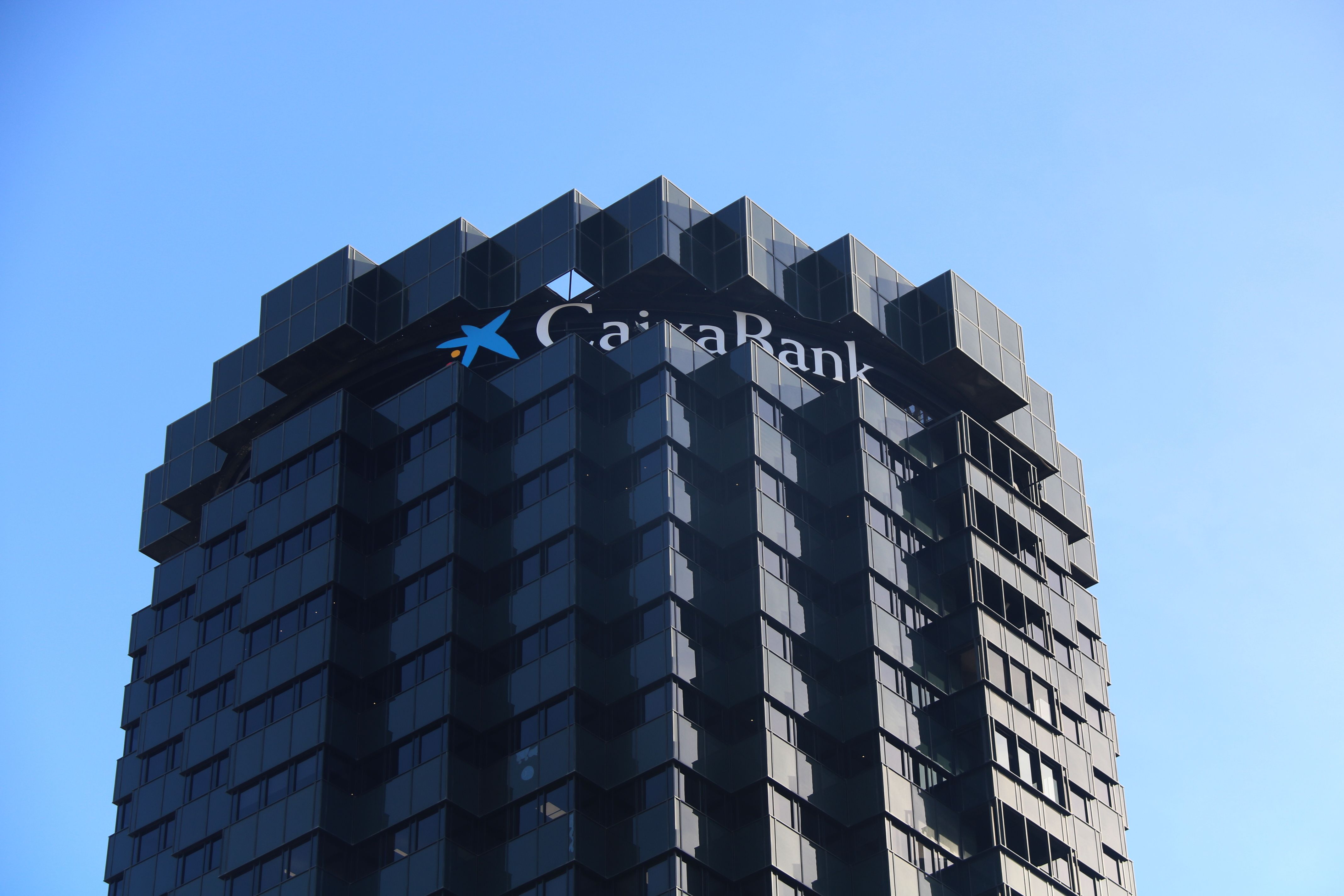 La entidad de CaixaBank ha financiado proyectos de negocio por valor de 900 MEUR | ACN