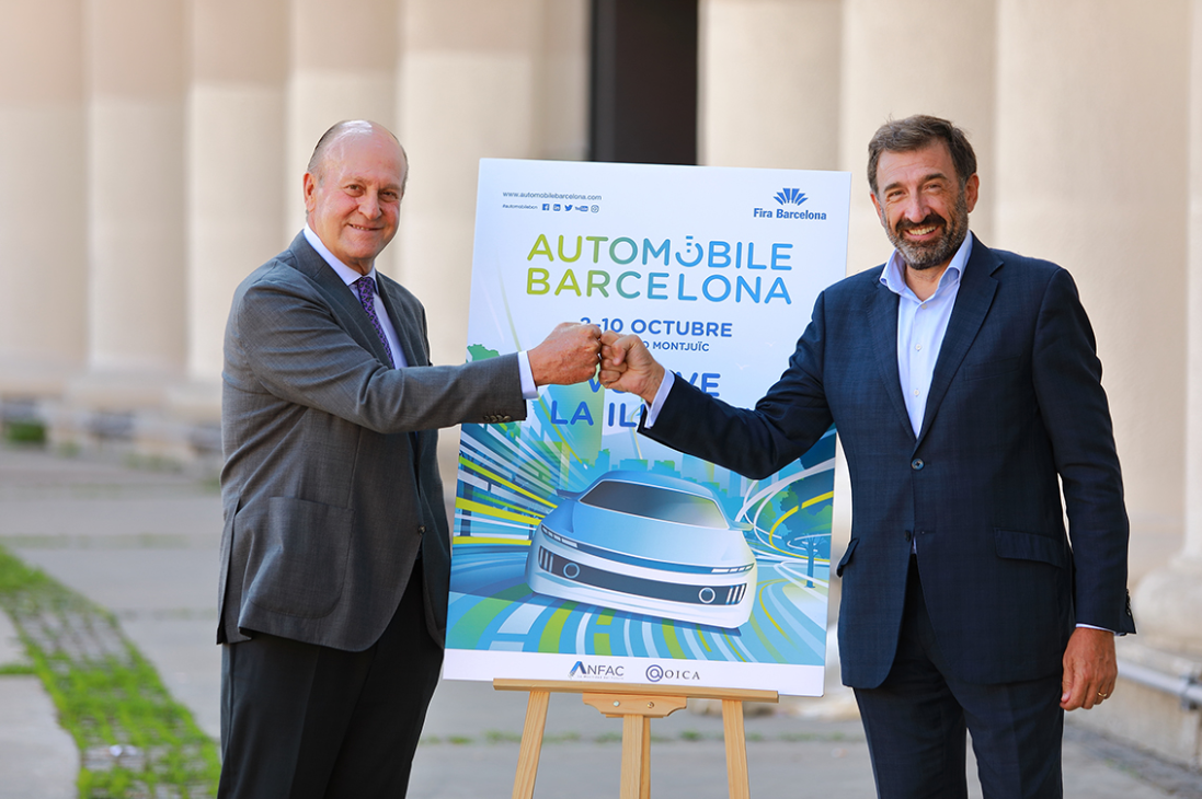 Enrique Lacalle, presidente del salón Automobile; y José López-Tafall, director general de Anfac, durante la presentación del acontecimiento | Cedida